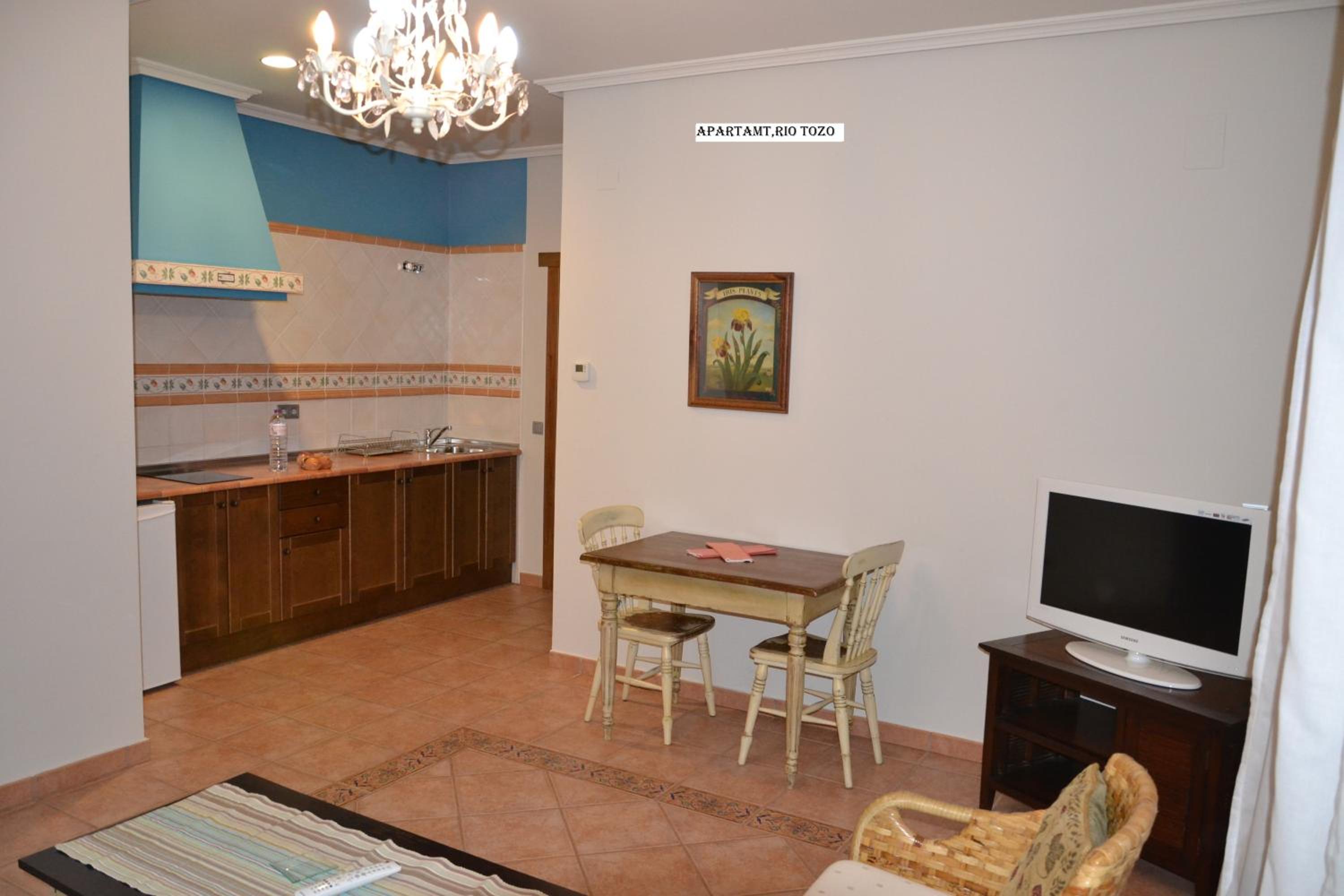 One-Bedroom Apartment (4 Adults) photo 2