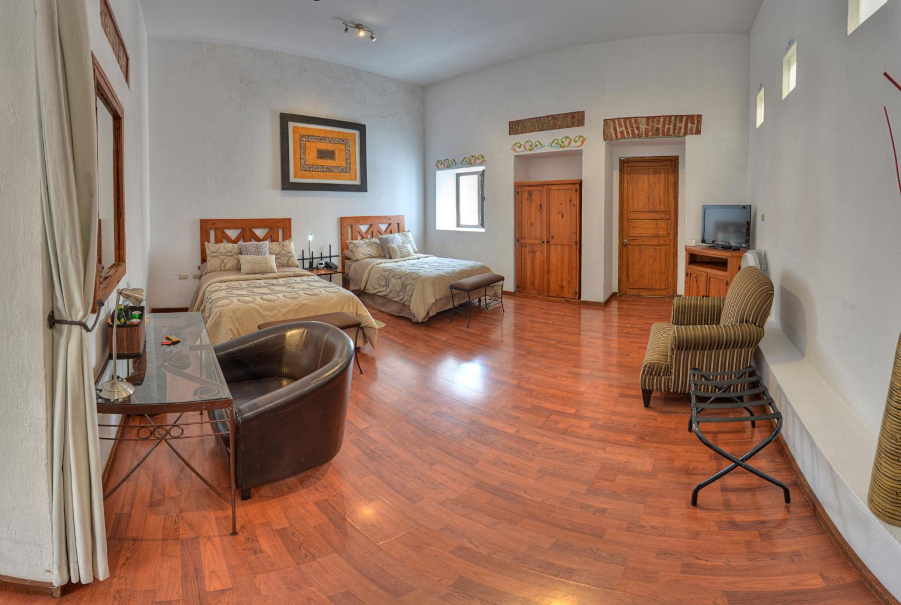 Standard Double Room with Two Double Beds photo 1