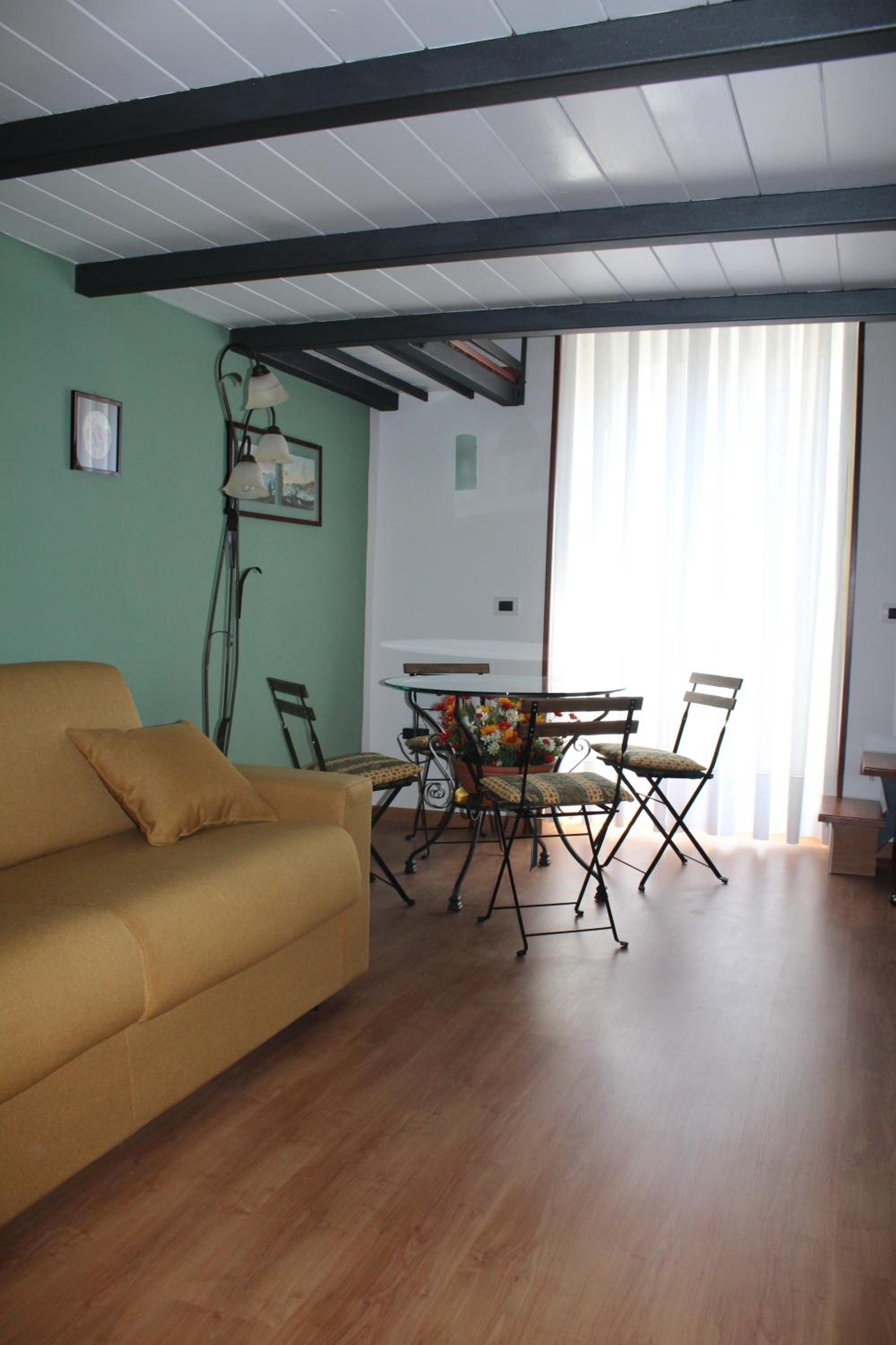 Studio - Split Level