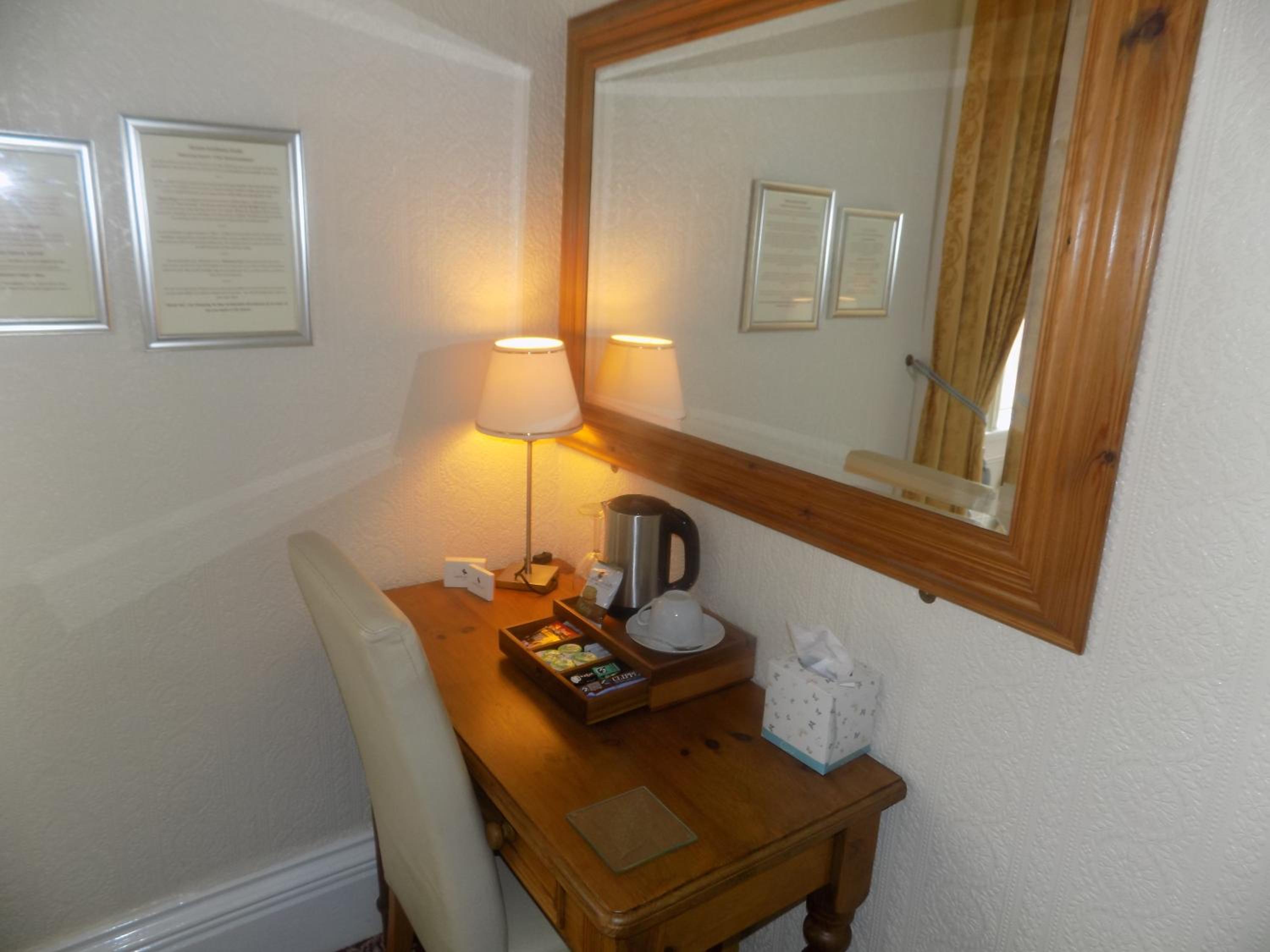 Single Room photo 2