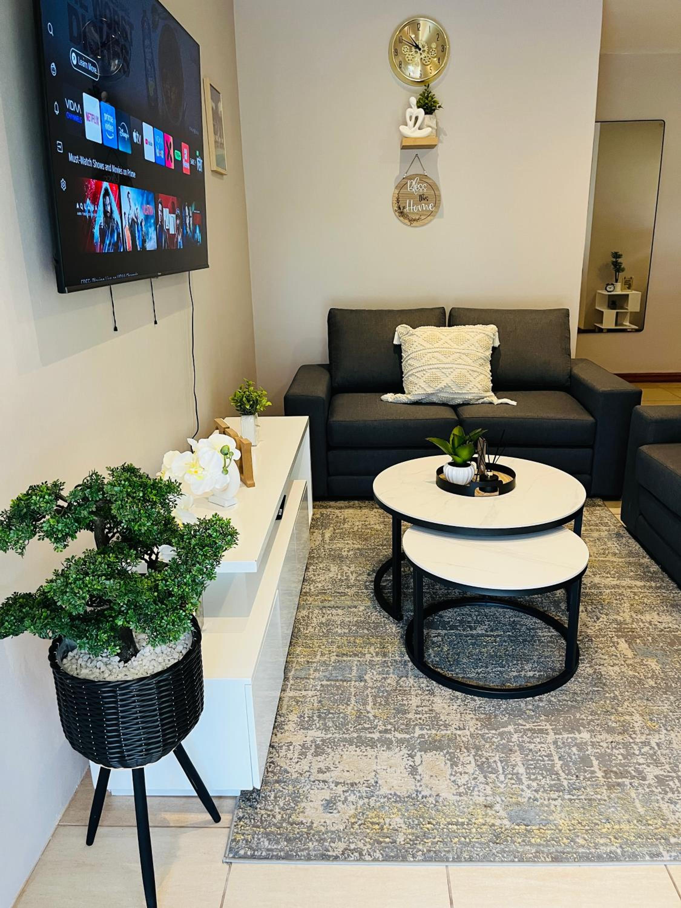 Family Room photo 2