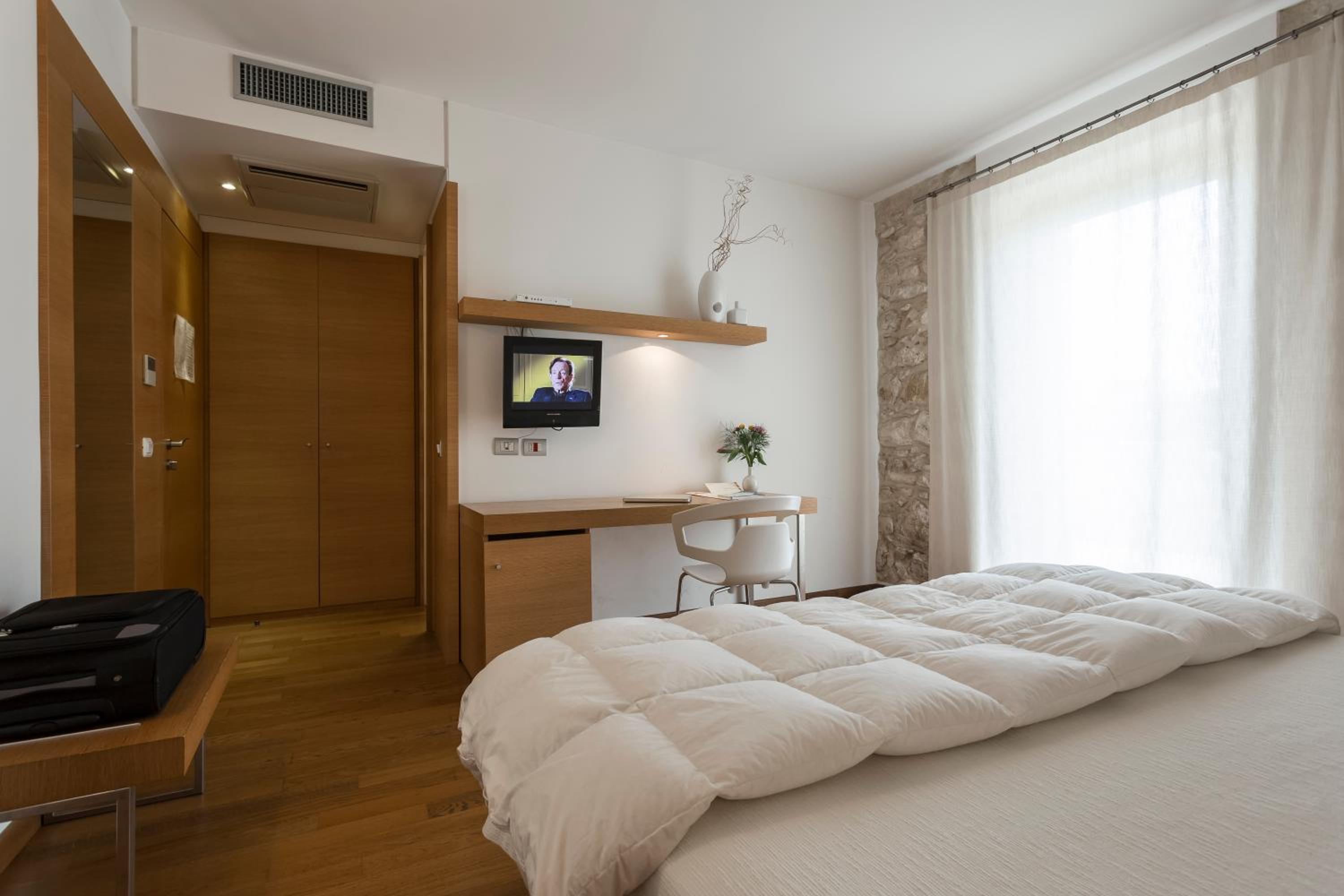 Double Or Twin Room - Disability Access
