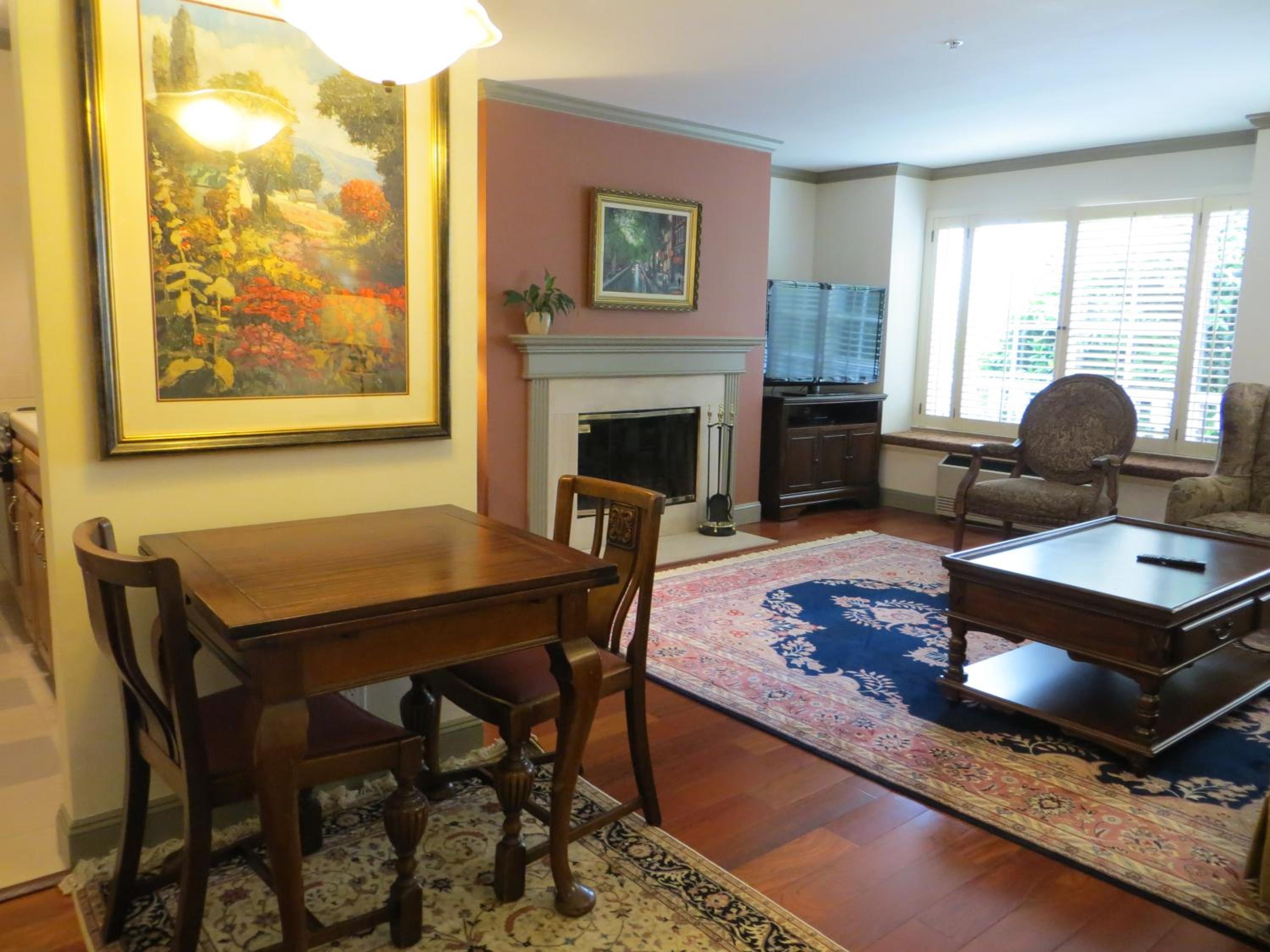 One-Bedroom Suite with Two Double Beds