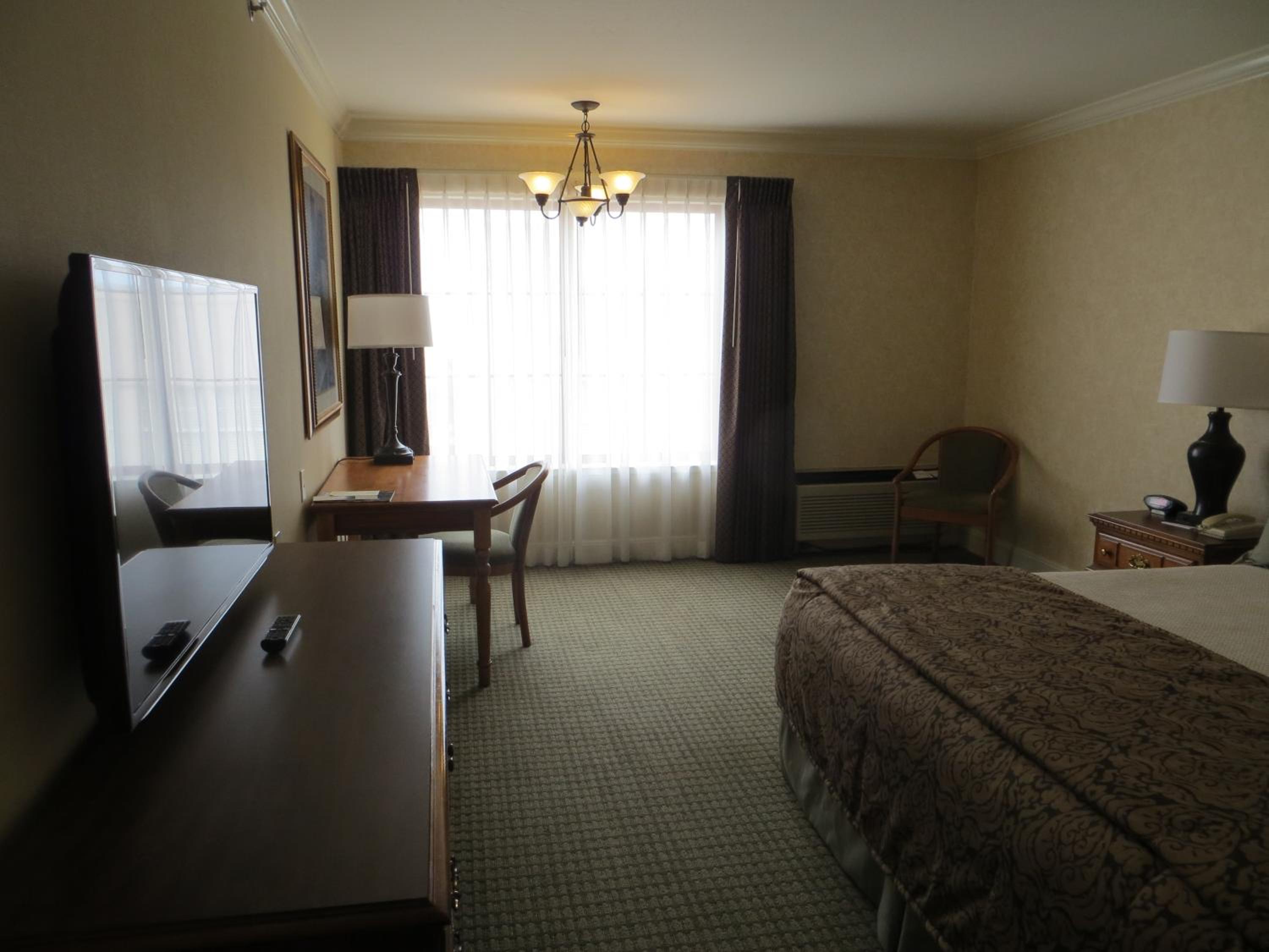 Standard King Room - Lombard Street View