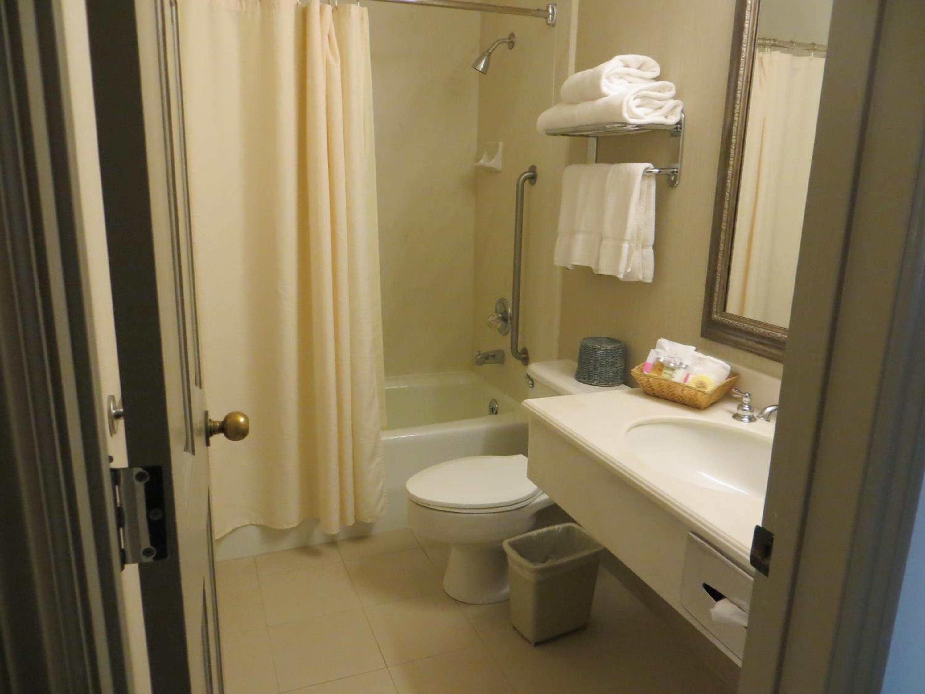 Two-Bedroom Suite with Two Double Beds and One Queen Bed
