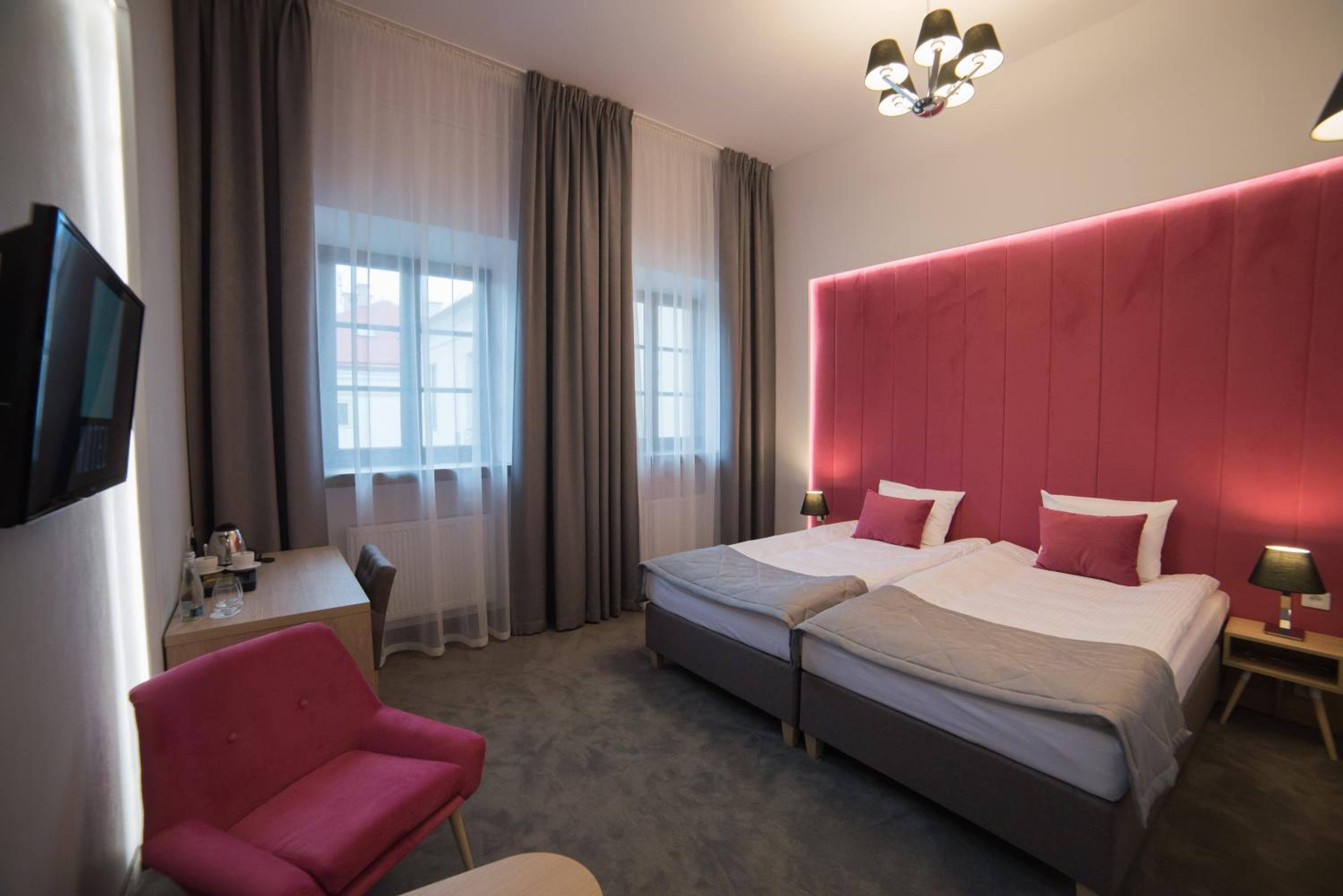 Deluxe Twin Room - Photo 5