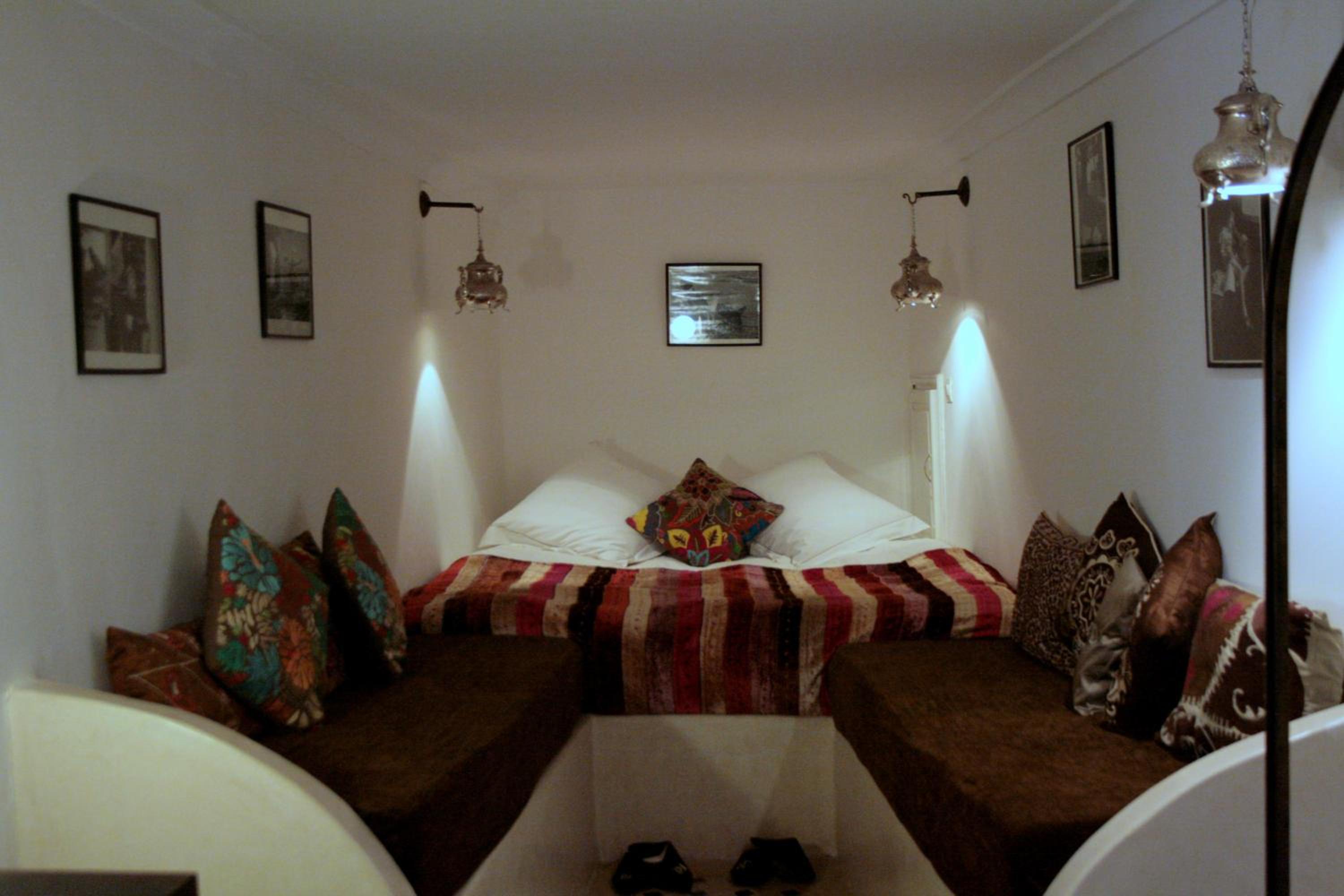 Brown Double Room photo 3