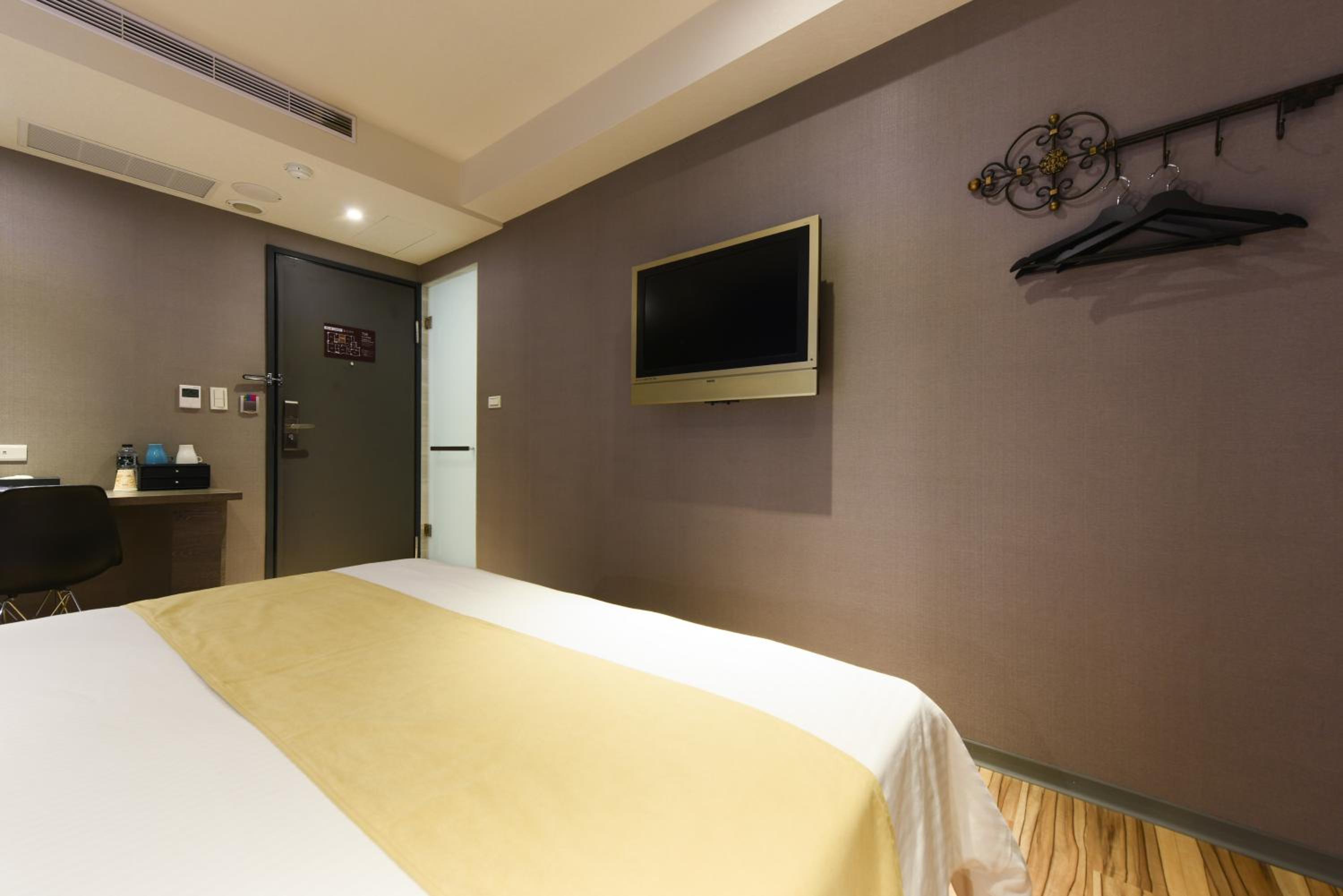 Superior Double Room - Photo 2