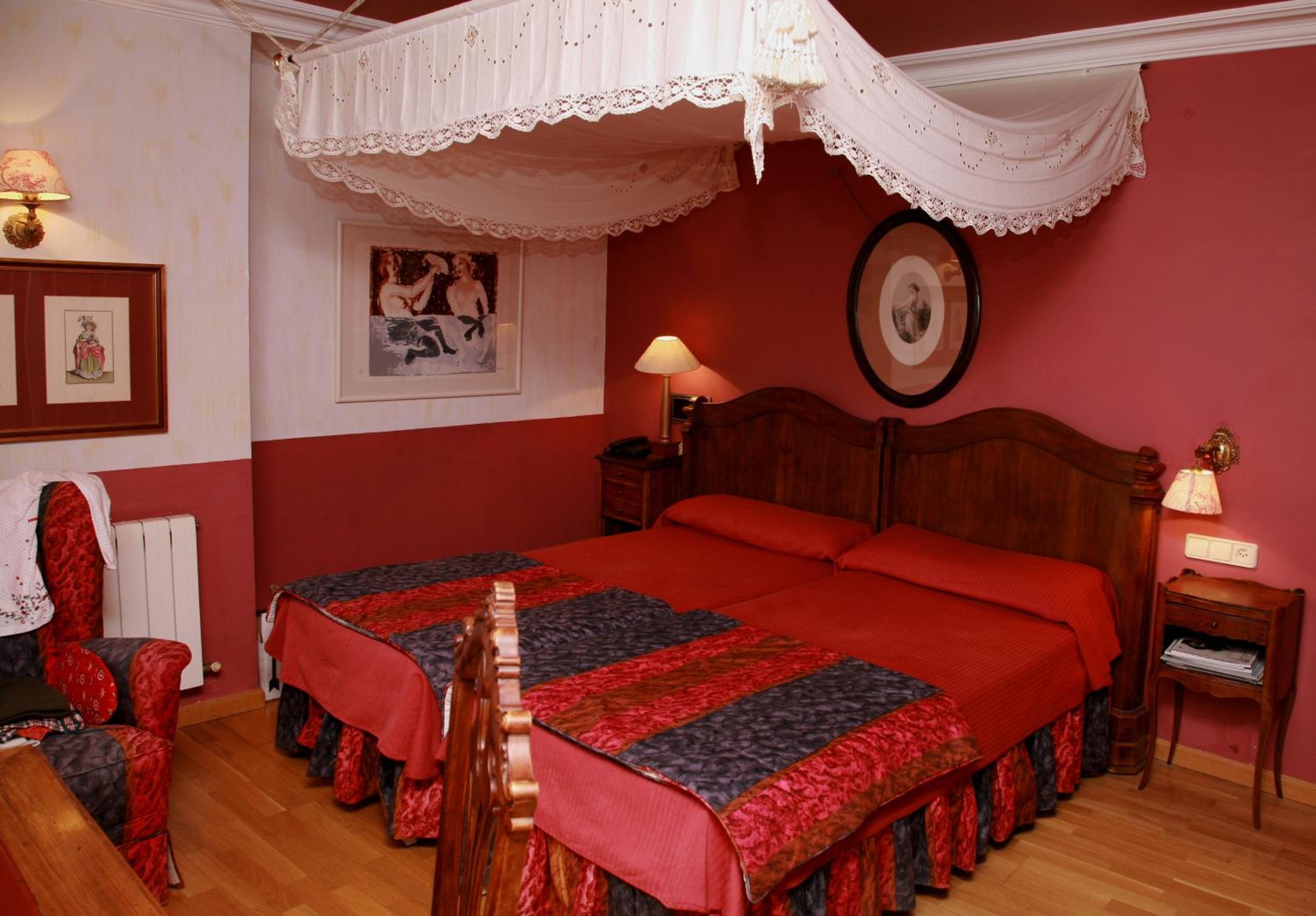 Double or Twin Room photo 2