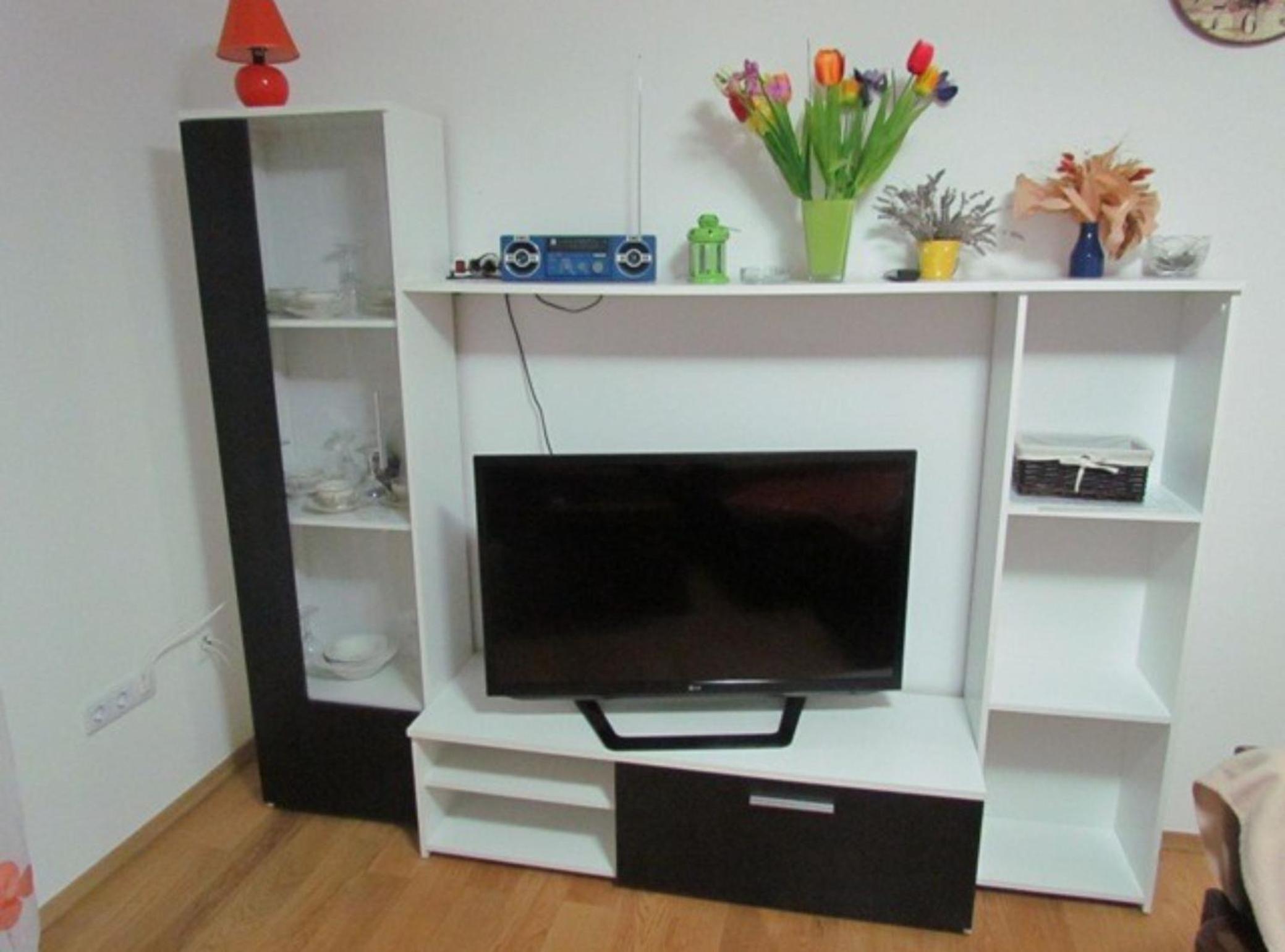 Three Bedroom Apartment with Terrace with Sea View