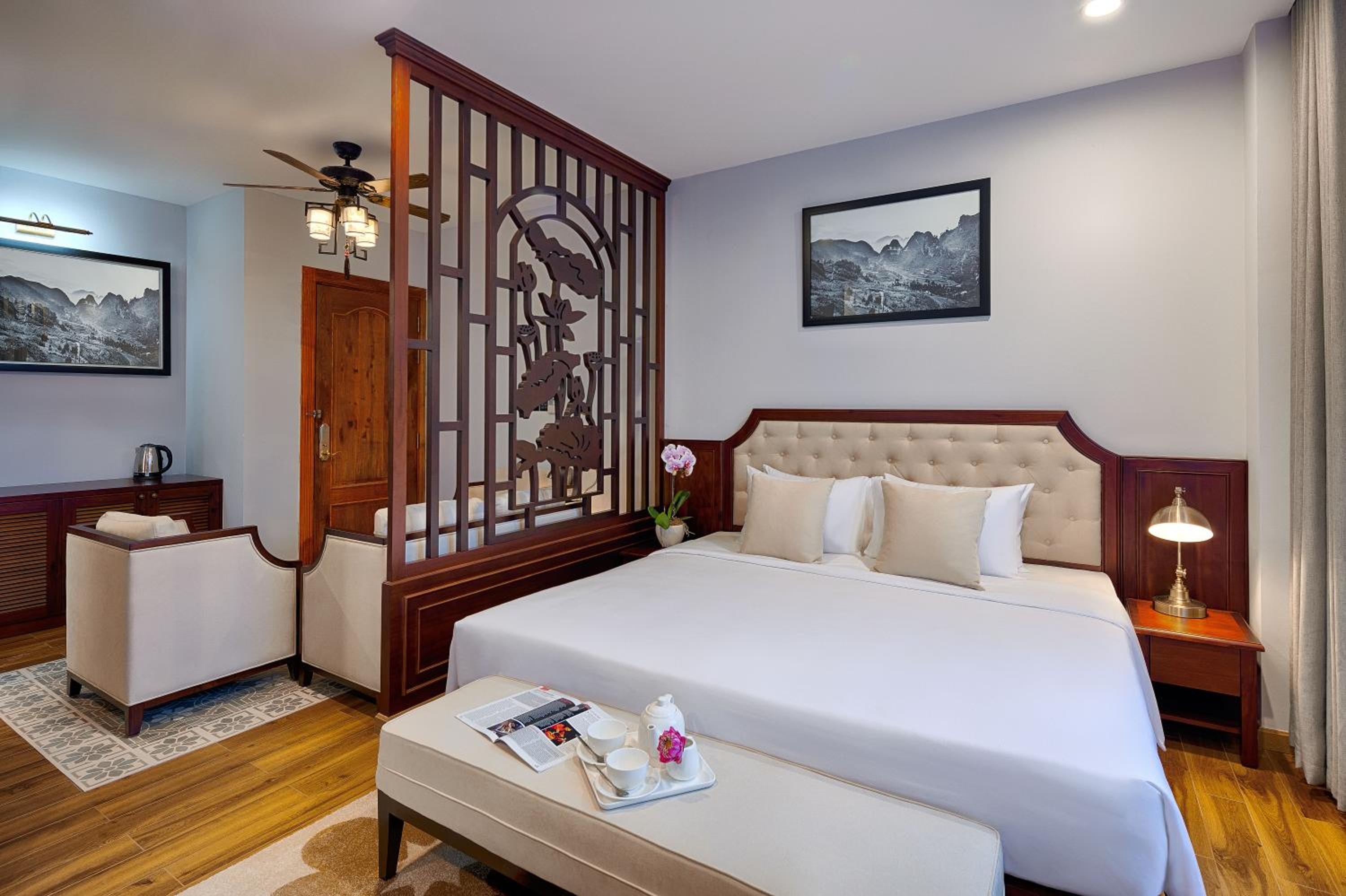 King Room
