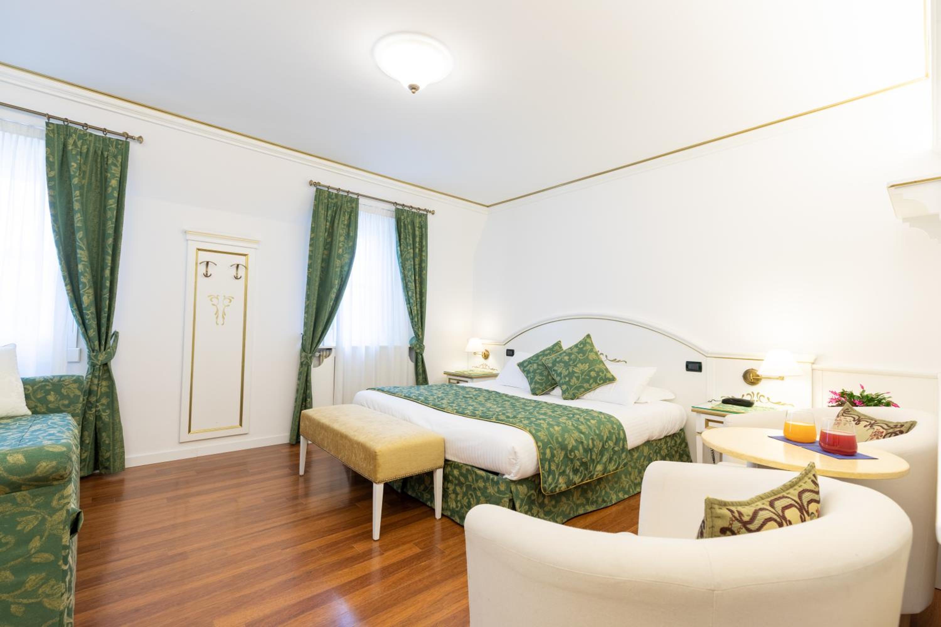 Quadruple Room photo 2