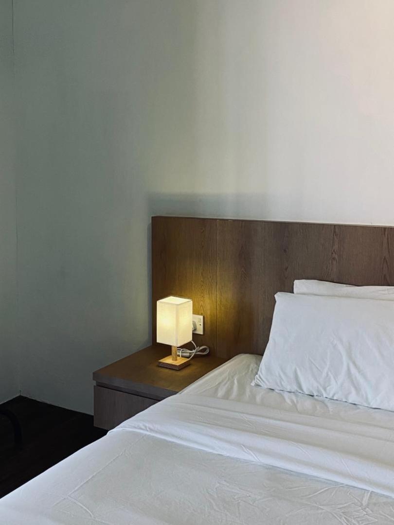 One-bedroom Villa with Bathtub - off site at Gat Jalan Prangin photo 3