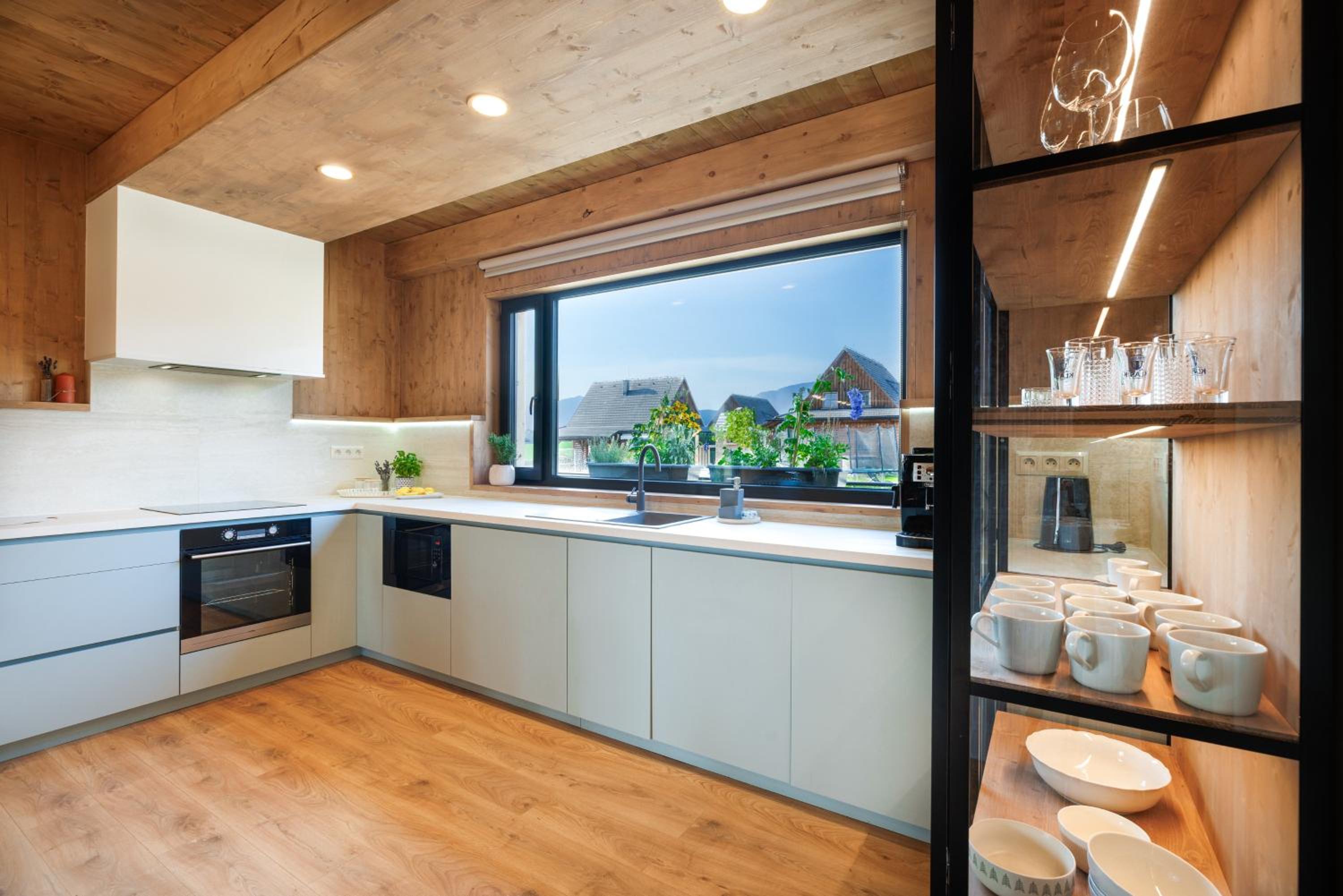 Three-Bedroom Vacation Home  photo 2
