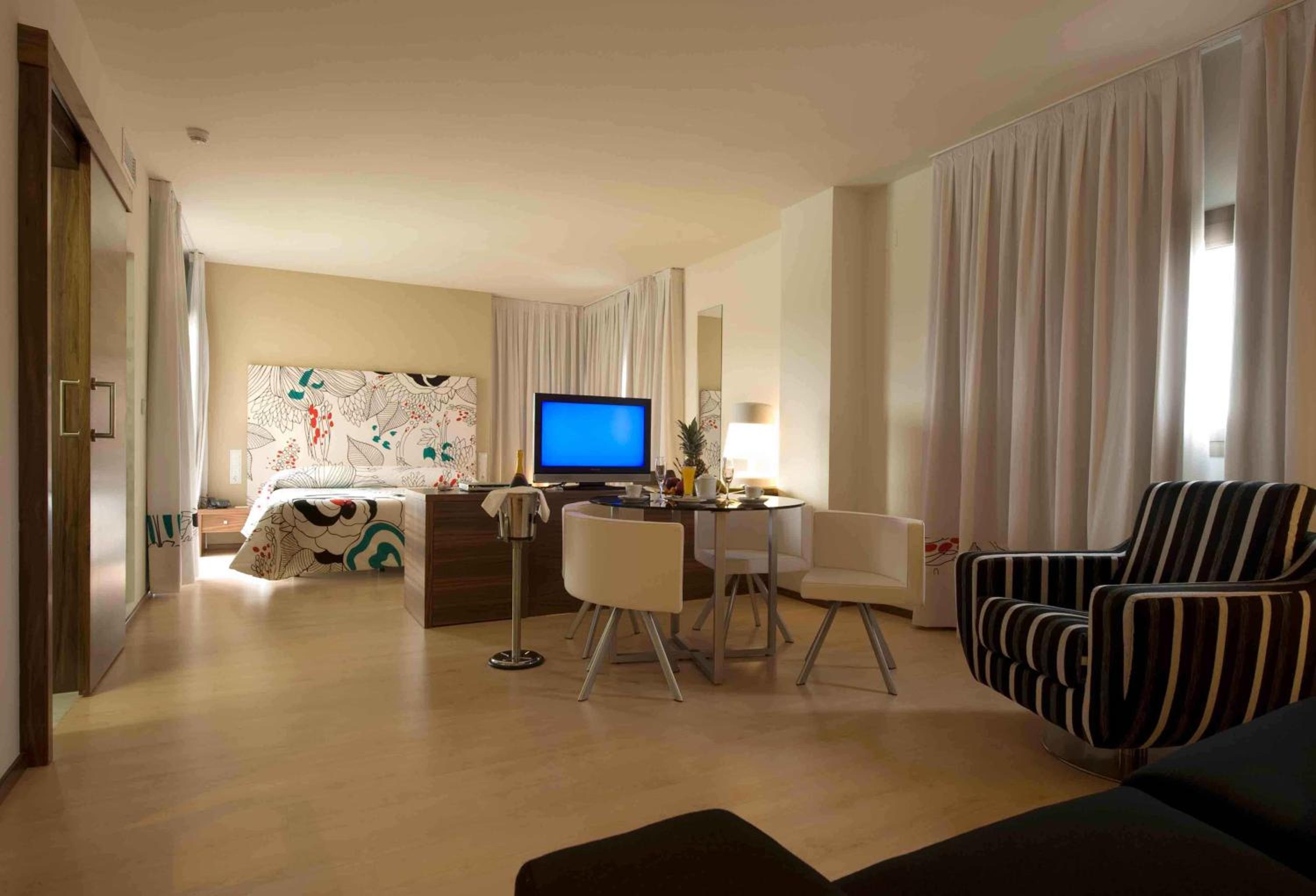 Habitación Deluxe Doble o con Dos Camas con Bañera de Hidromasaje