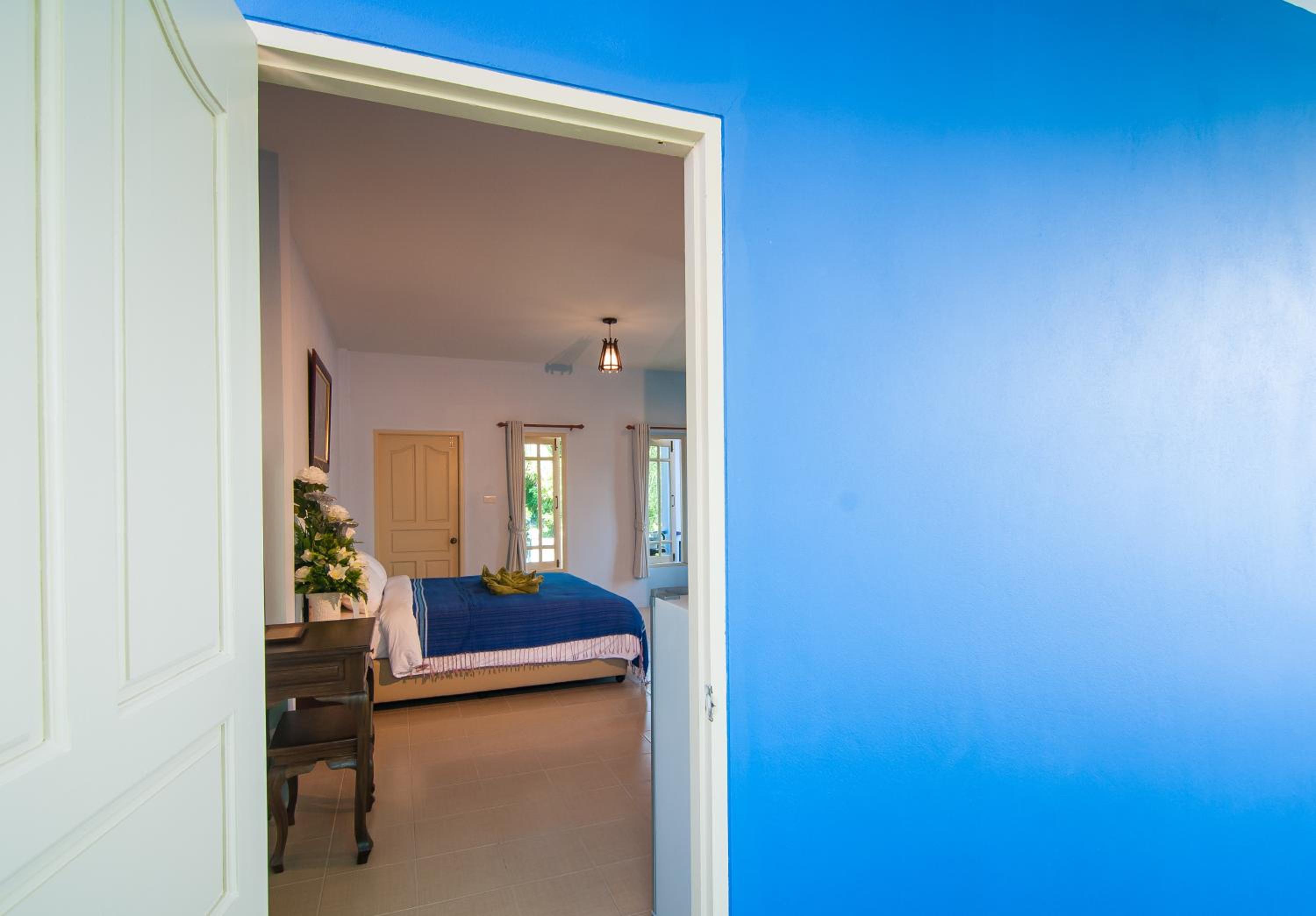 Double Room - Photo 18