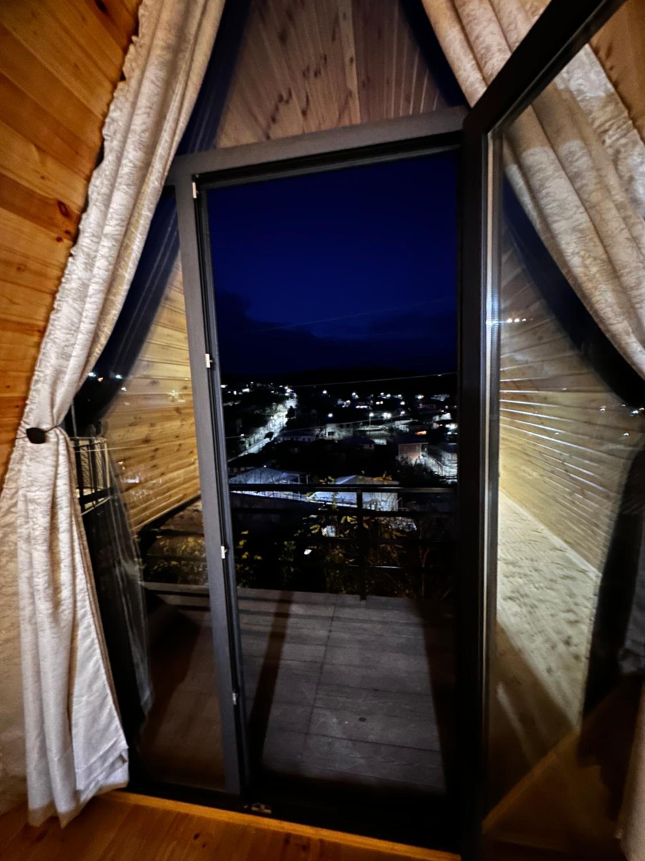 One-Bedroom Chalet photo 2