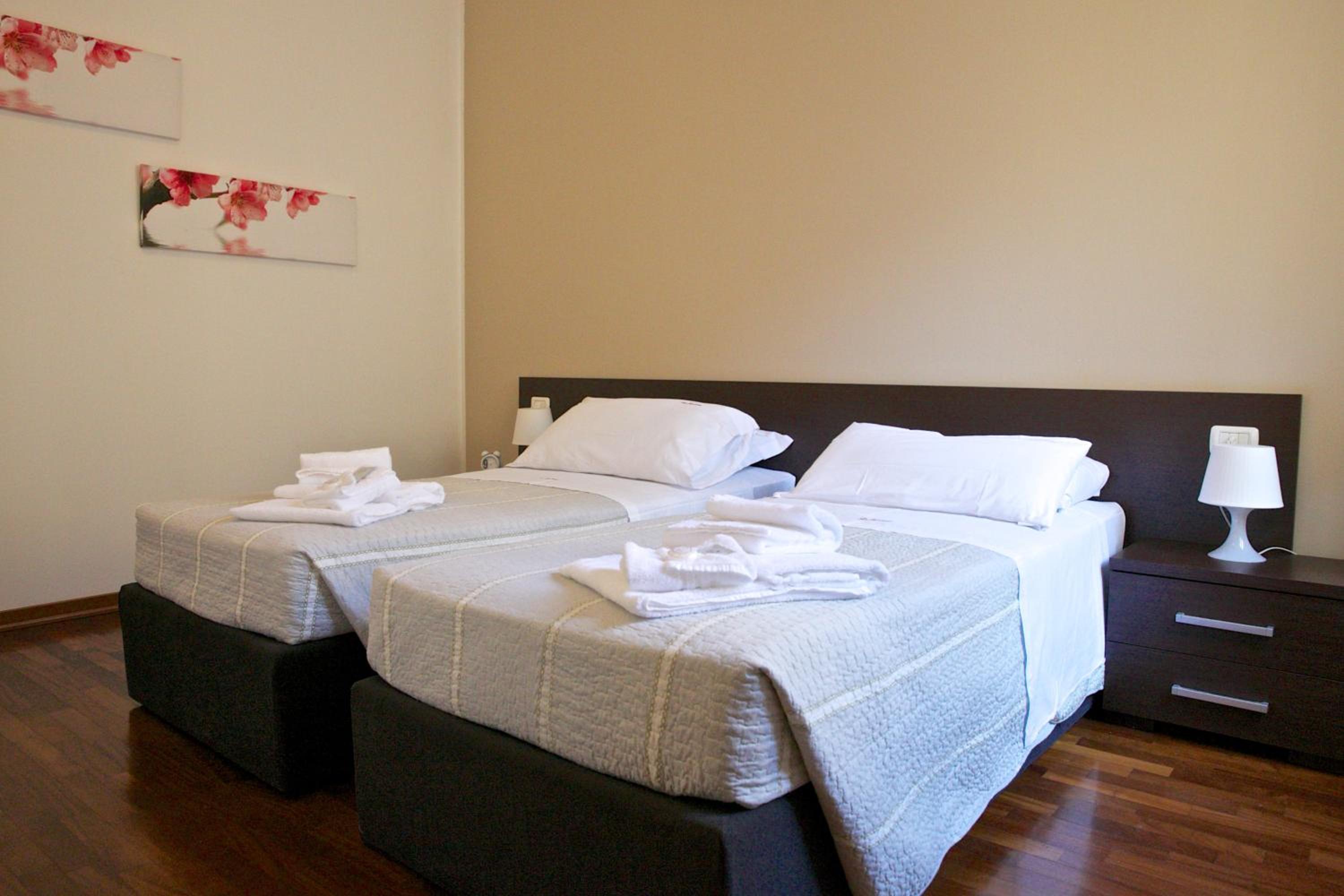 Studio Apartment photo 2