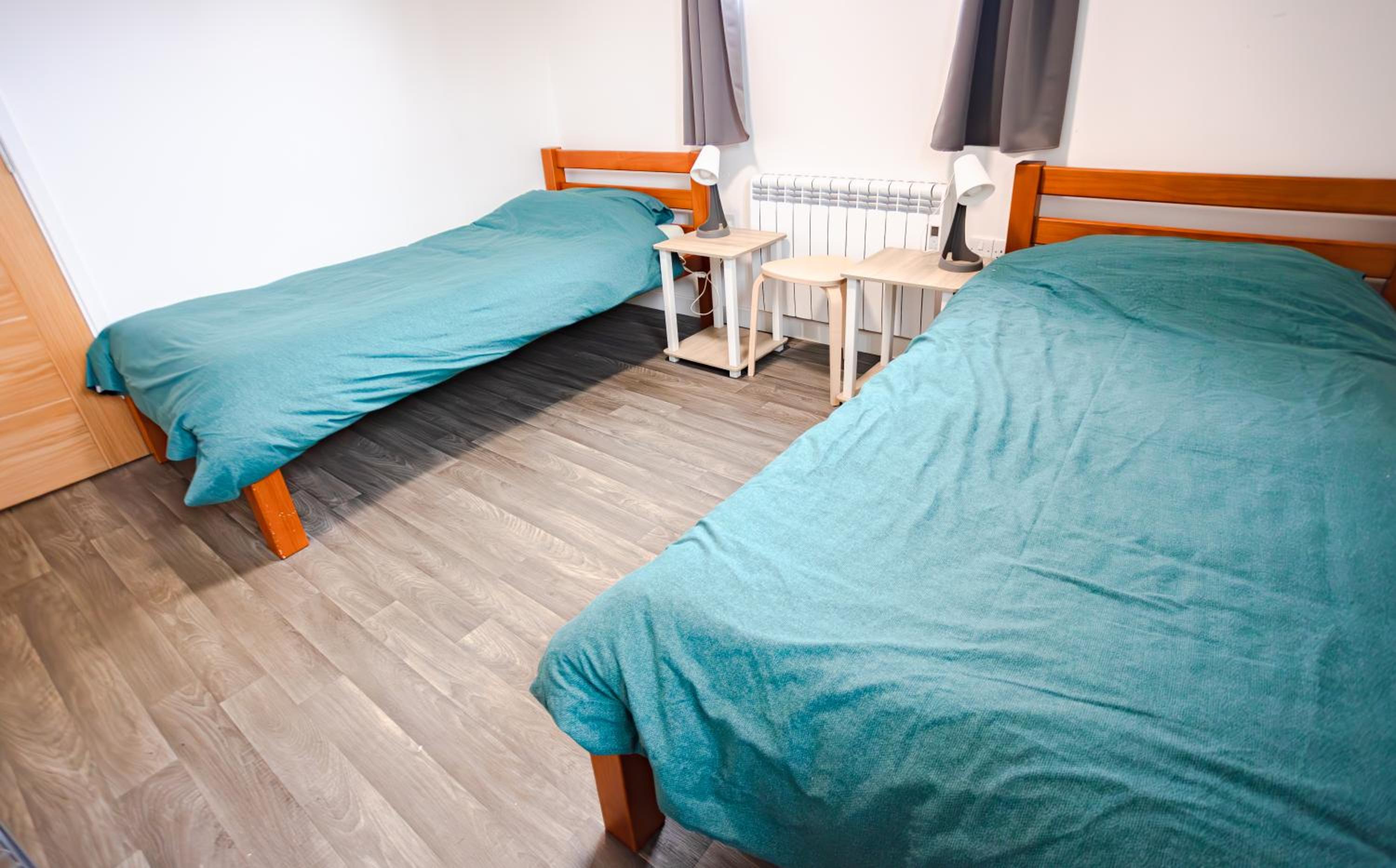 Twin Room with Private Bathroom photo 2