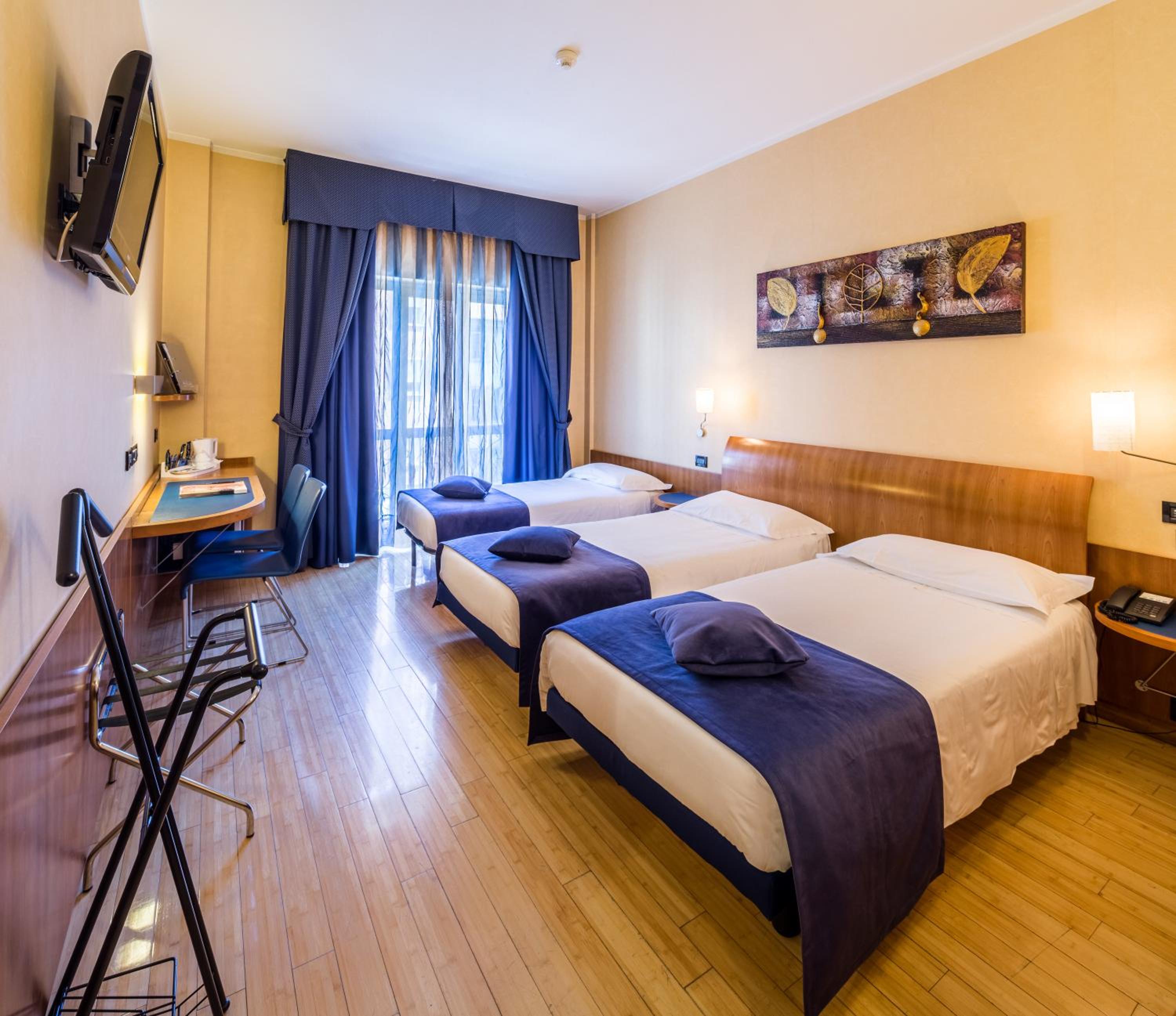 Classic Triple Room - Photo 3
