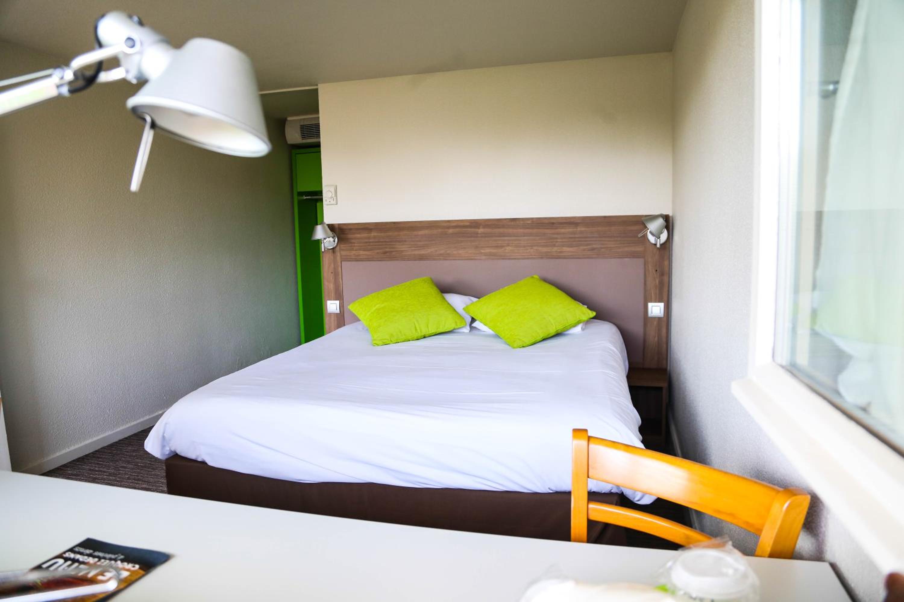 Double Room - Photo 5