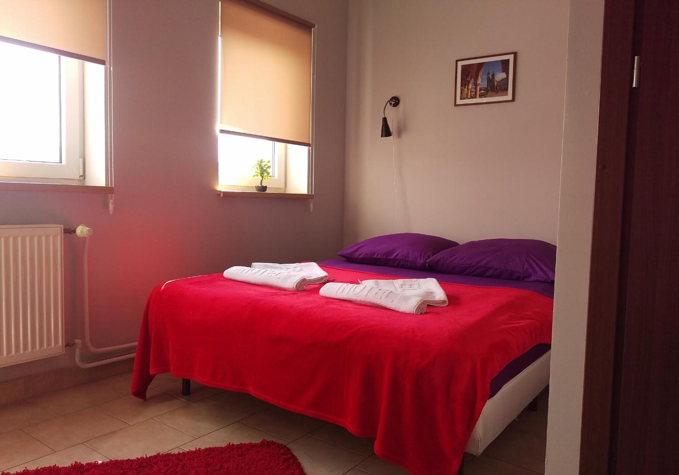 Standard Double or Twin Room - Photo 2