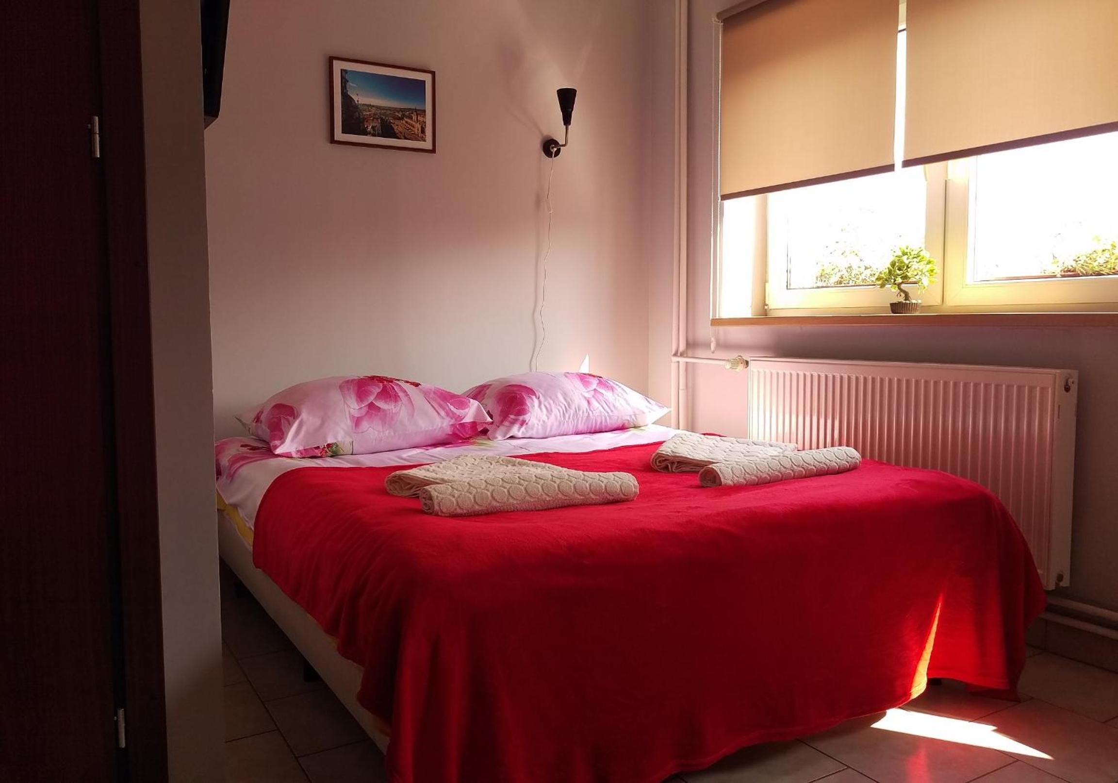 Standard Double or Twin Room - Photo 3