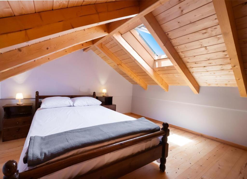 One-Bedroom Apartment - Sea Side