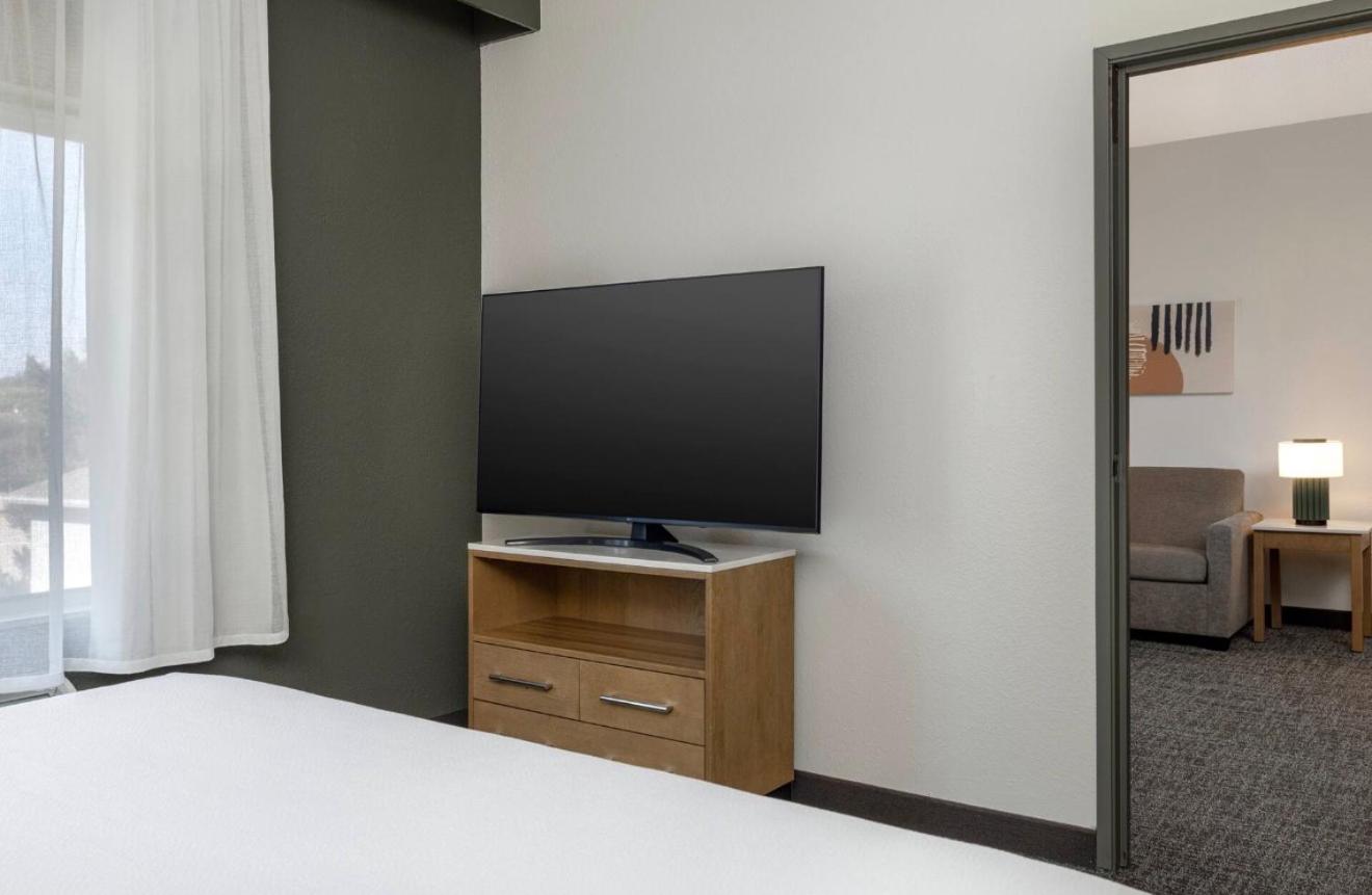 King Suite - Photo 6