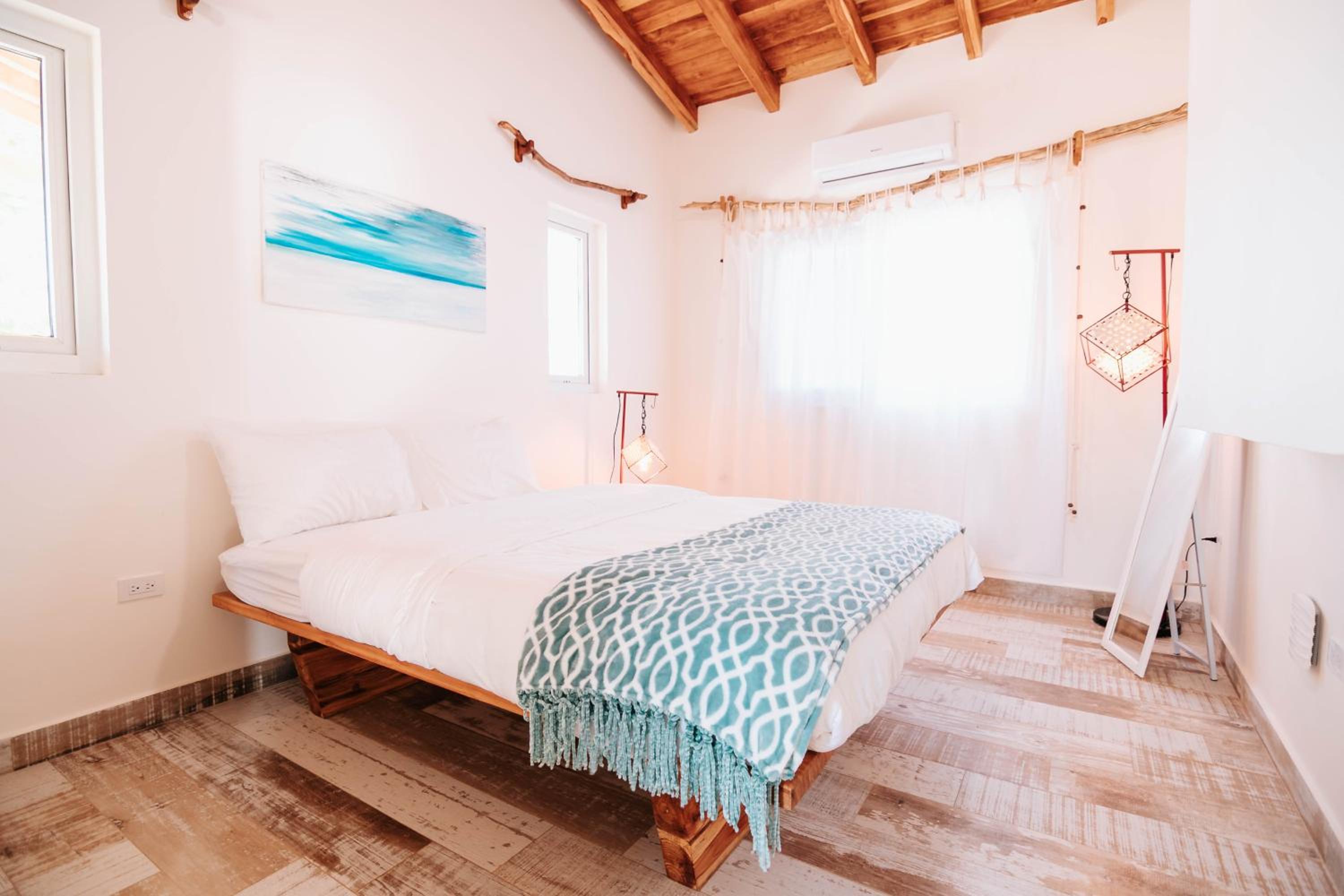Two-Bedroom Apartment with Balcony and Sea View