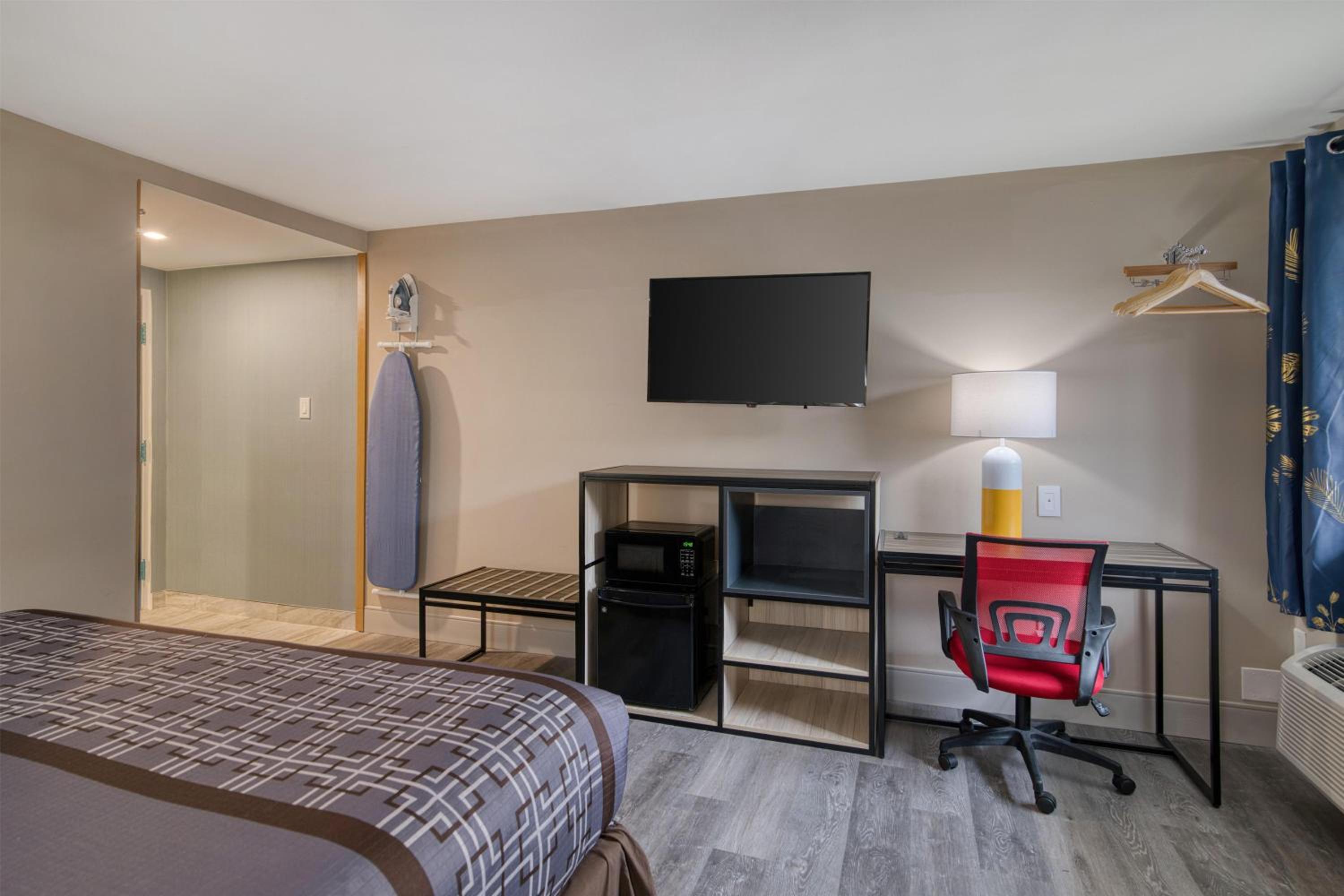 Double Room - Non-Smoking  photo 3