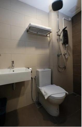 Deluxe Twin Room - Photo 4
