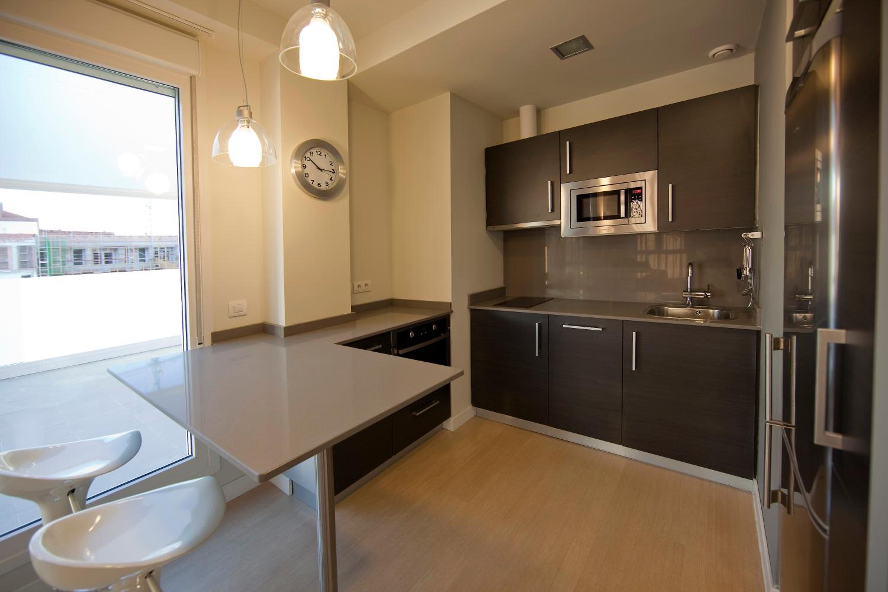 One-Bedroom Apartment photo 3