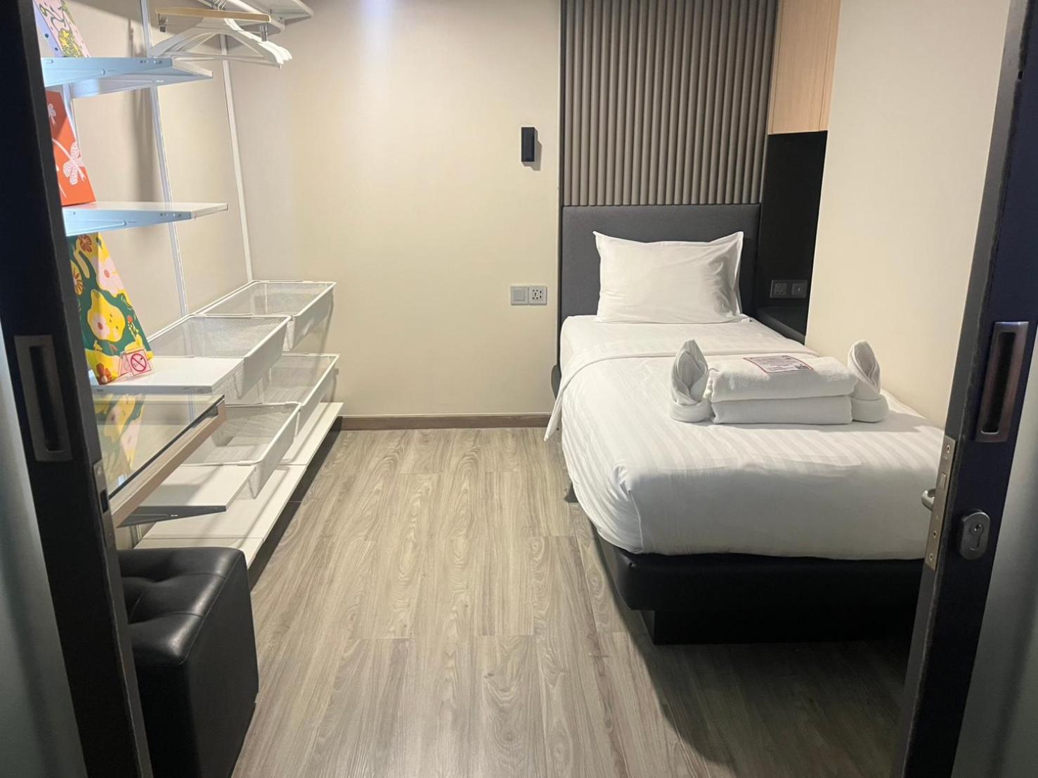 Deluxe Family Suite photo 1