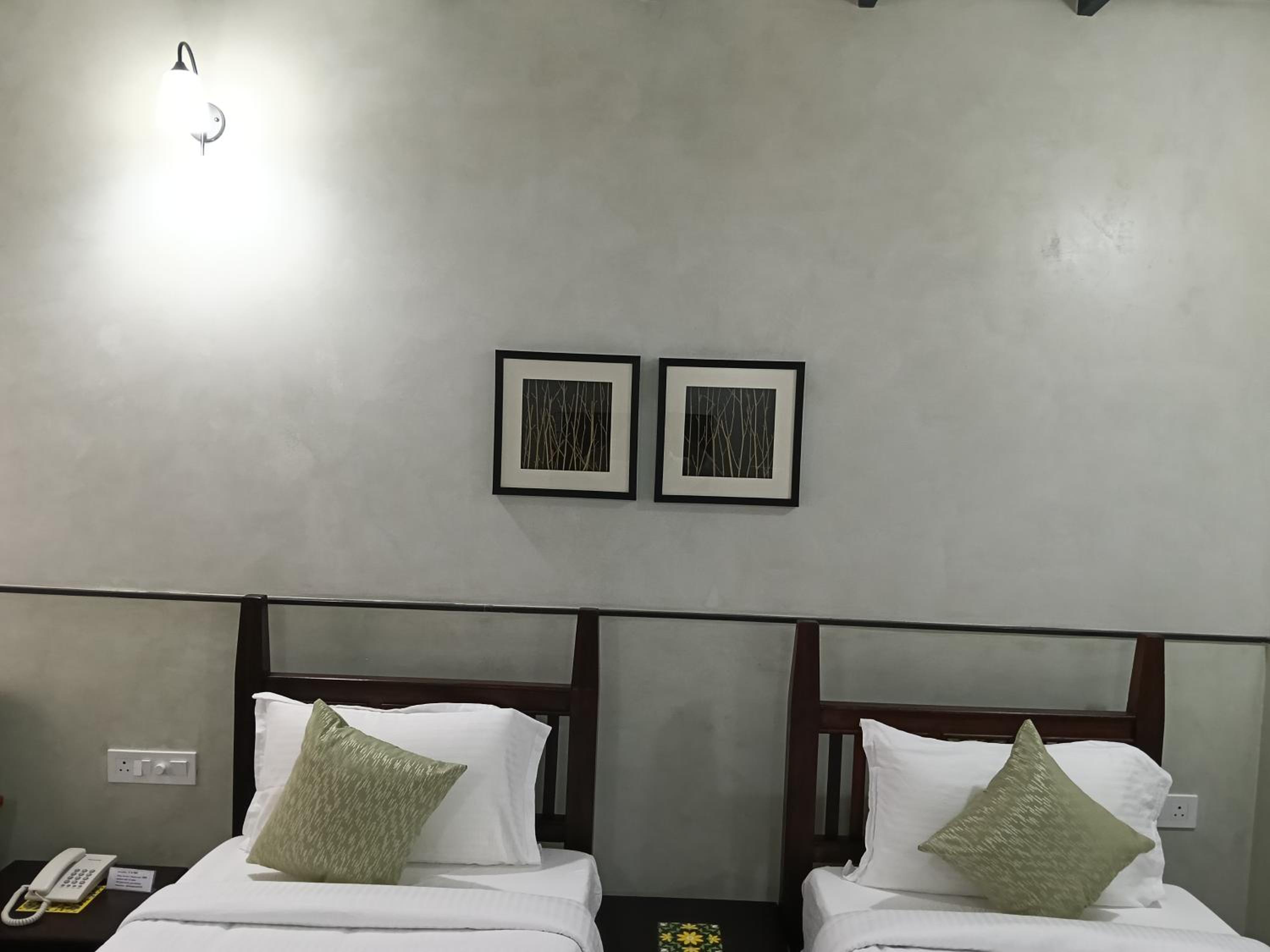 Double Room with Private Bathroom - Photo 67