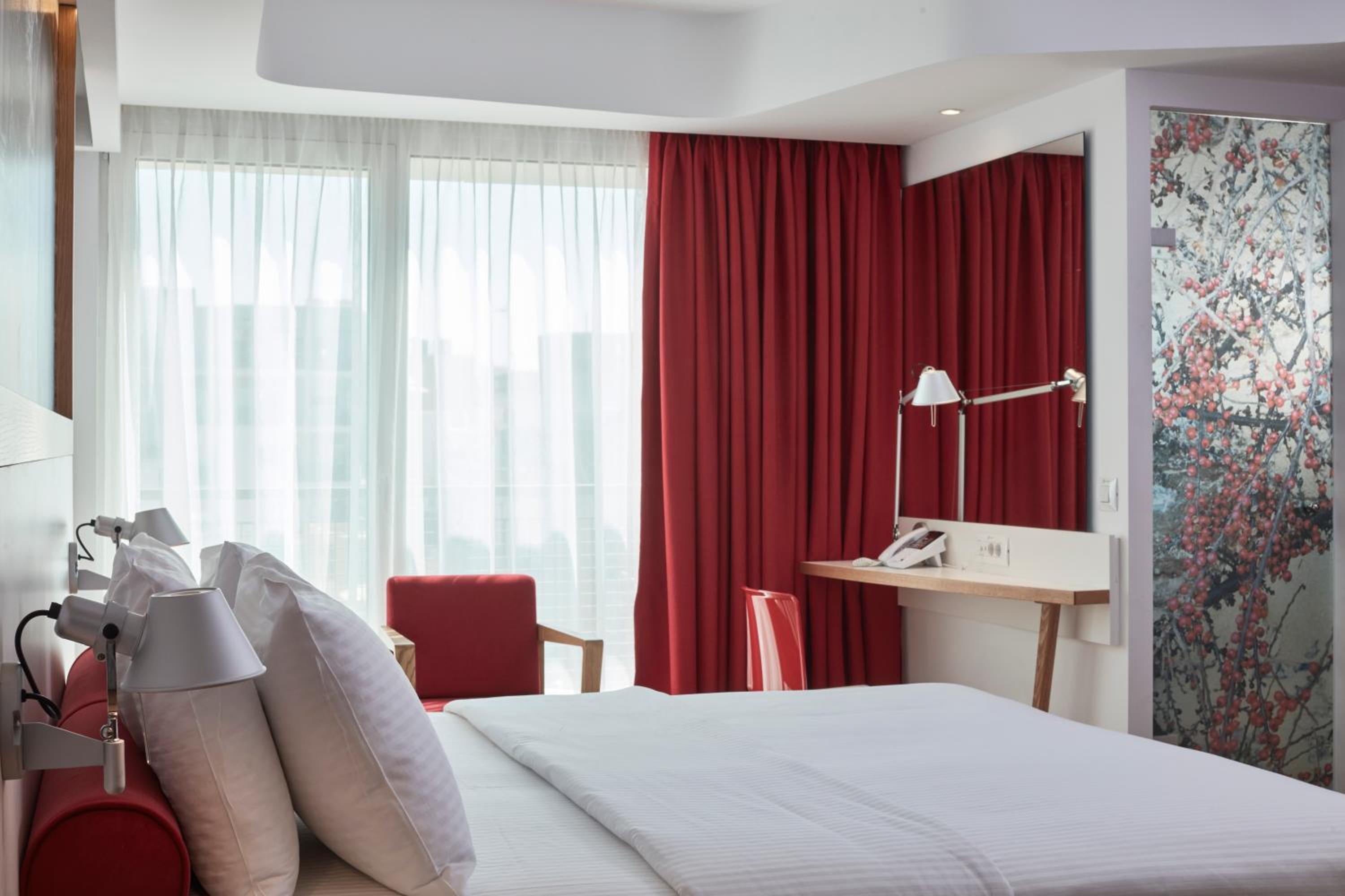 Popular Executive Room photo 3