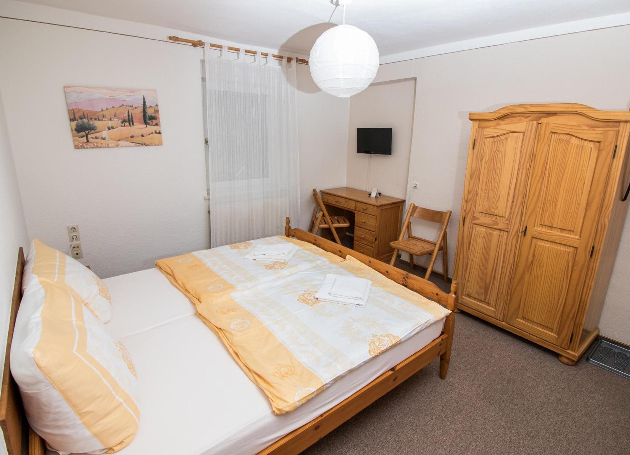 Double Room - Photo 1