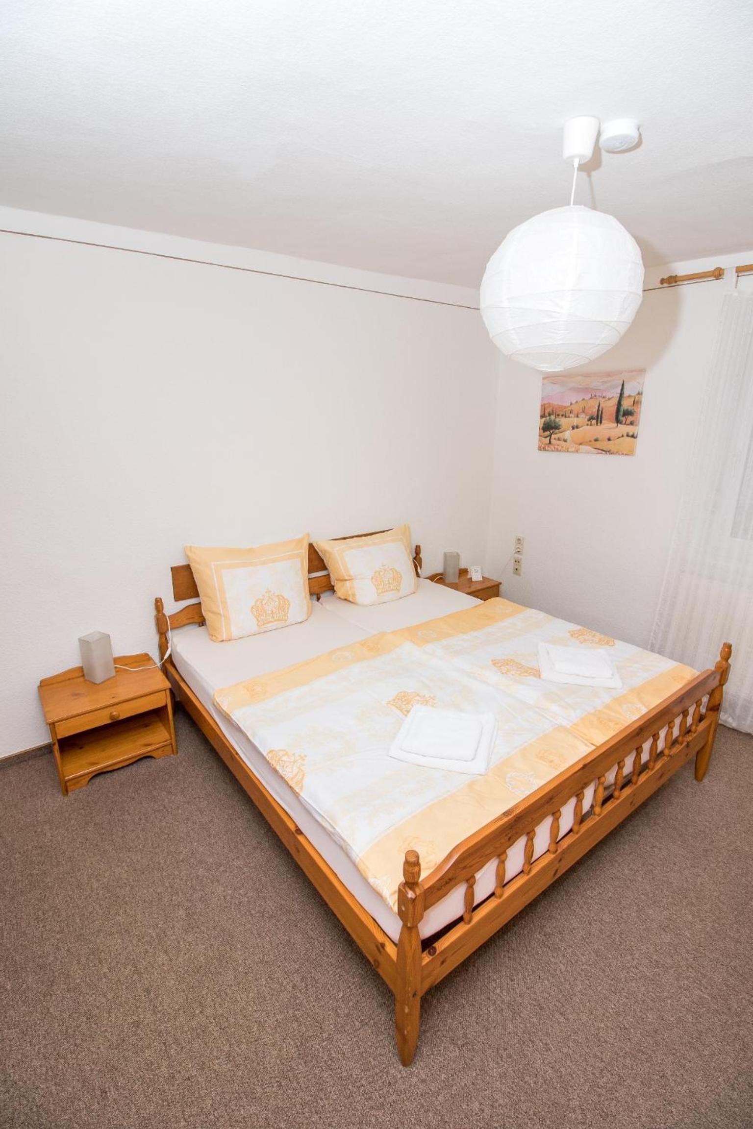 Double Room - Photo 6