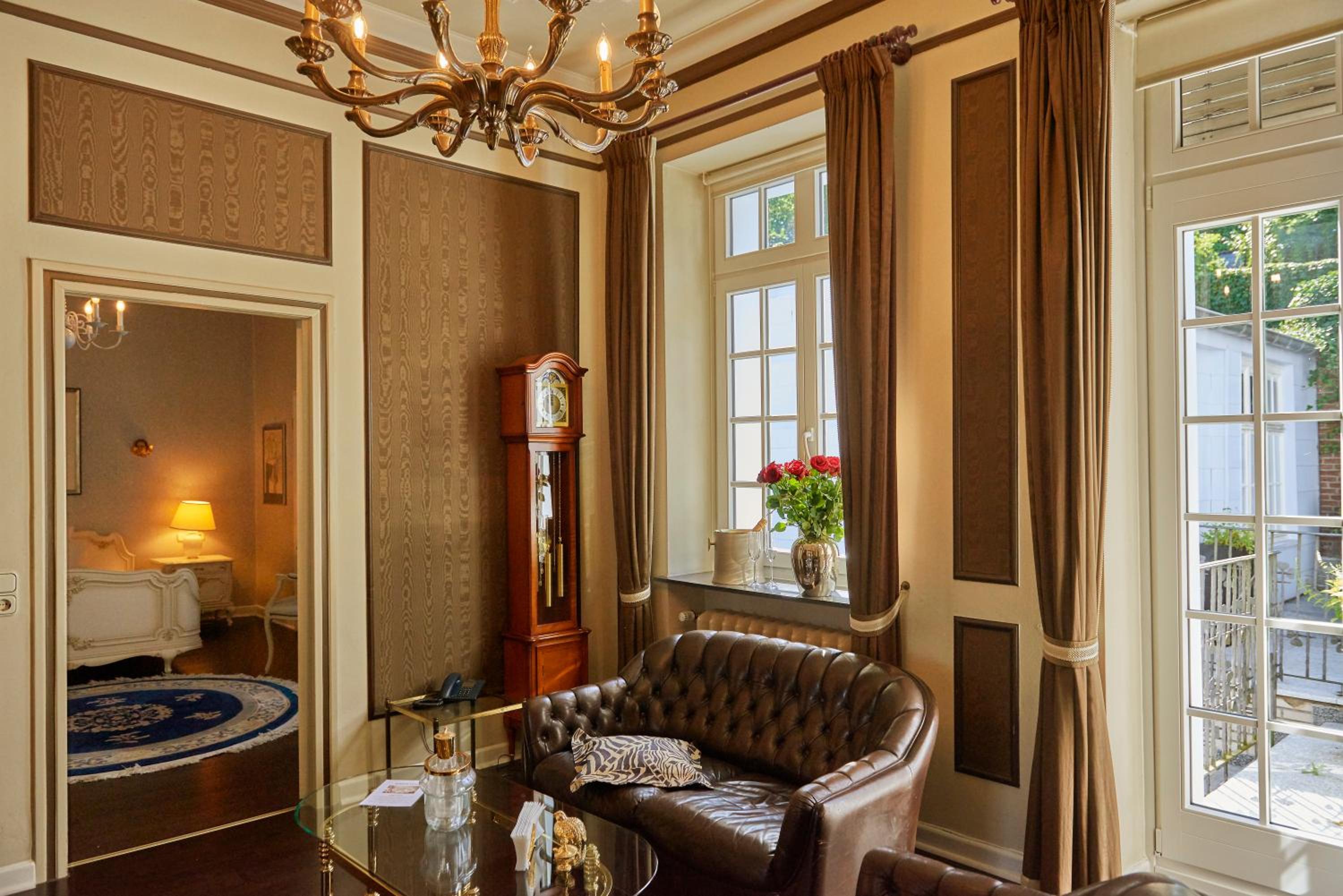 Suite - Photo 4