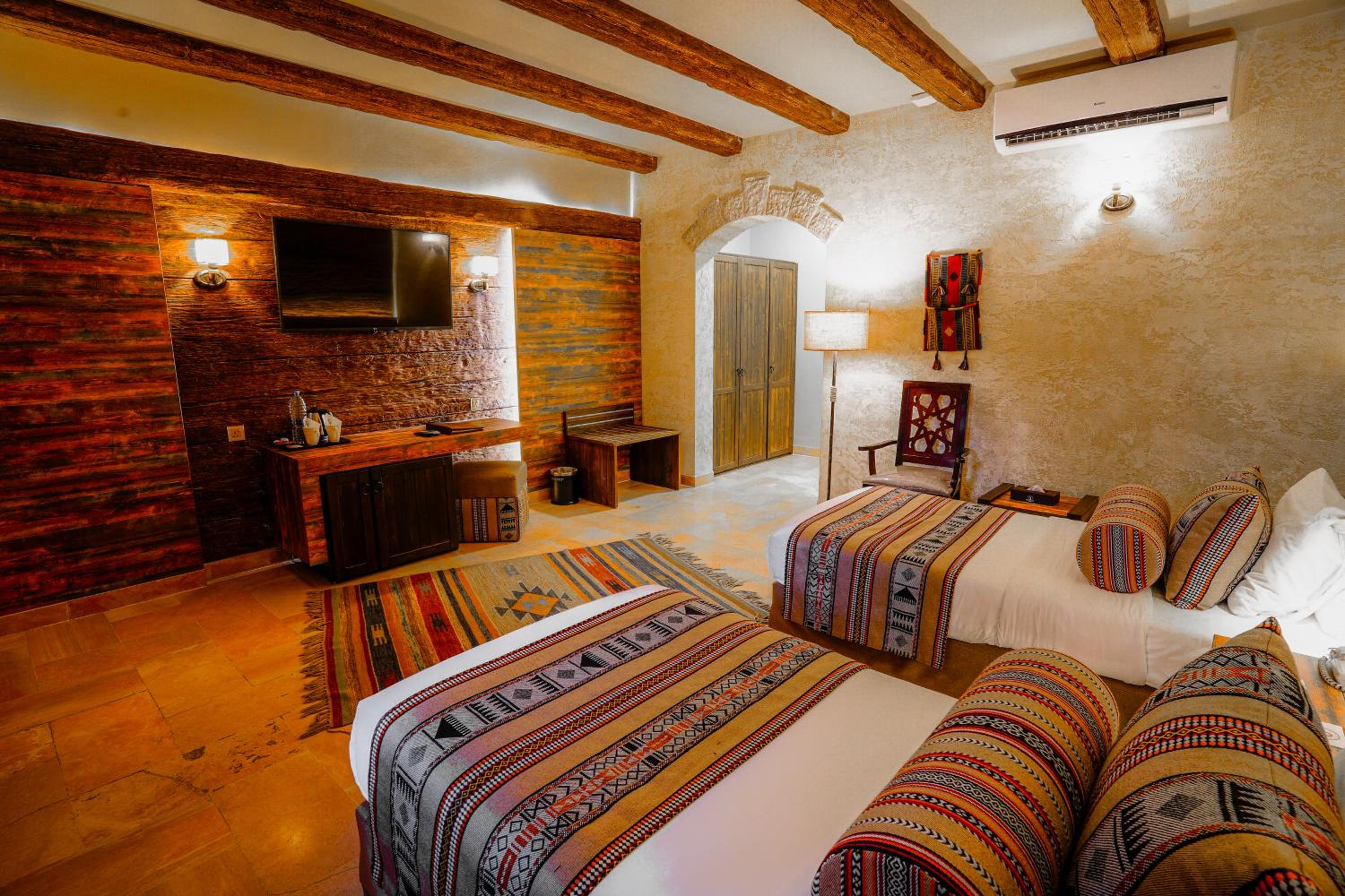 Standard Twin Room