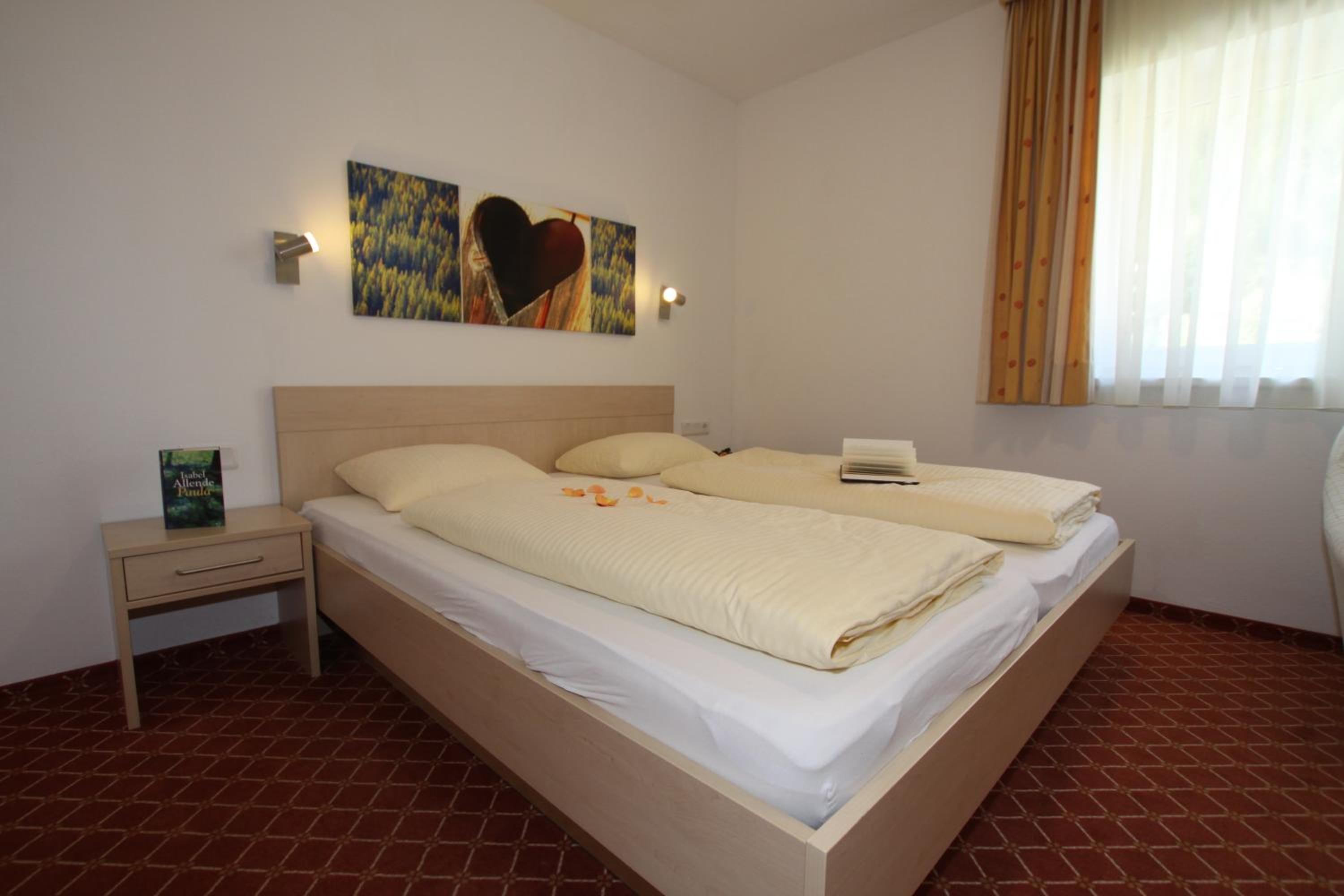 Two-Bedroom Apartment D (4 Adults)