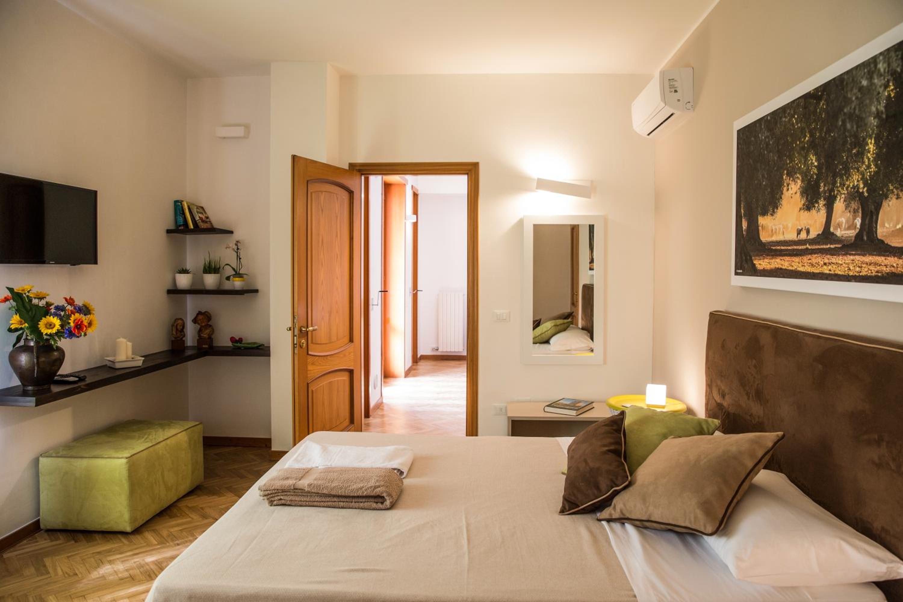 Large Double Room