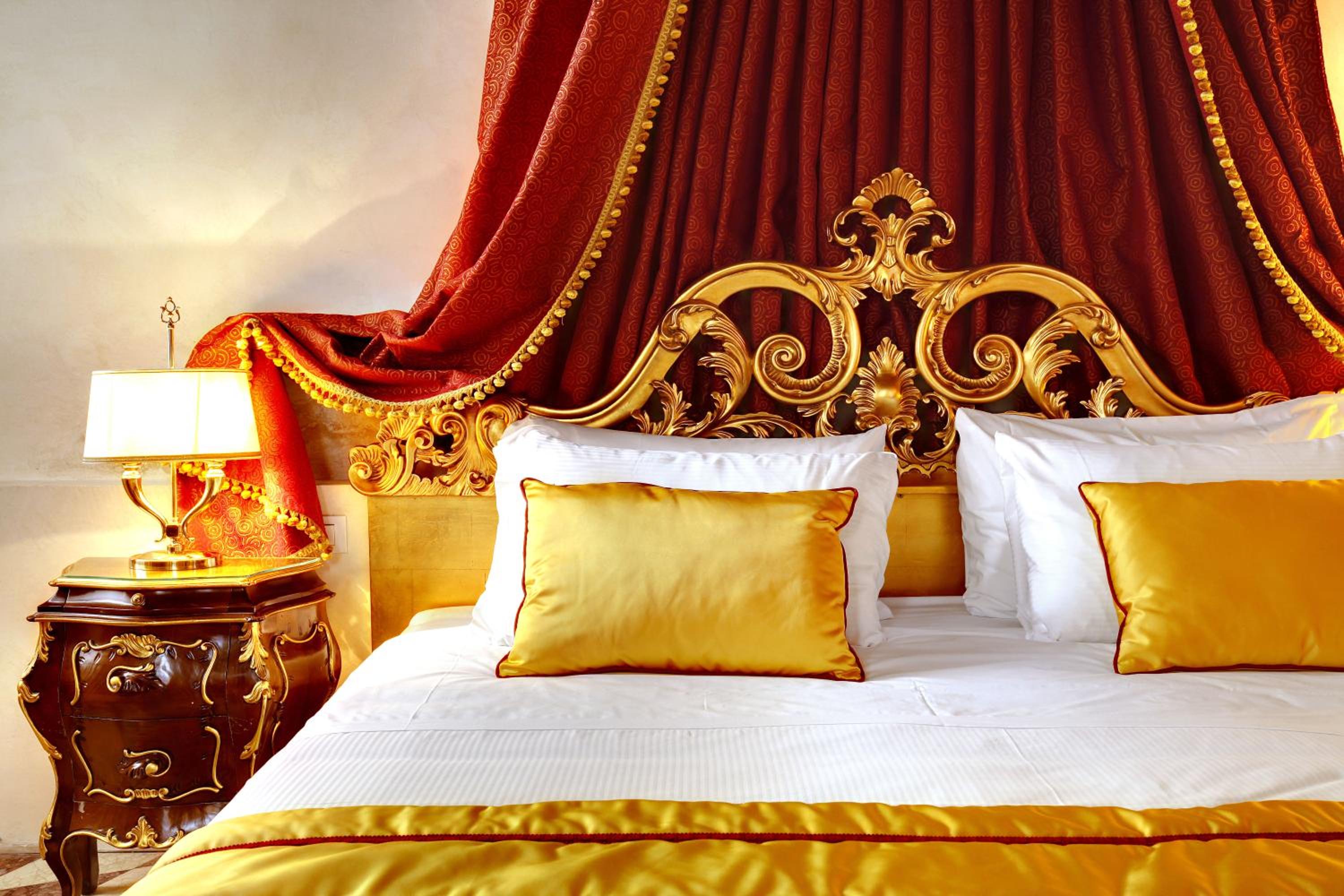 Royal Suite photo 3