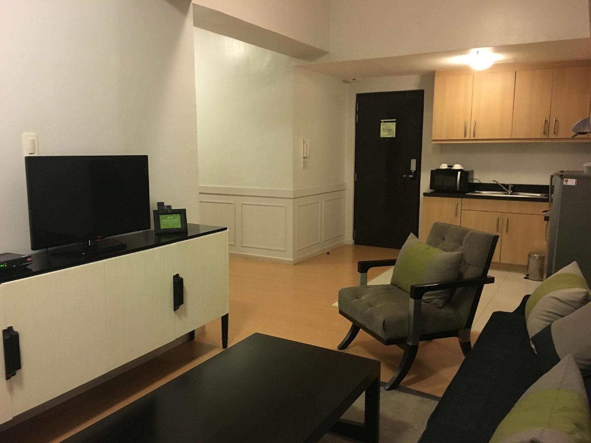 One-Bedroom Apartment - Photo 23
