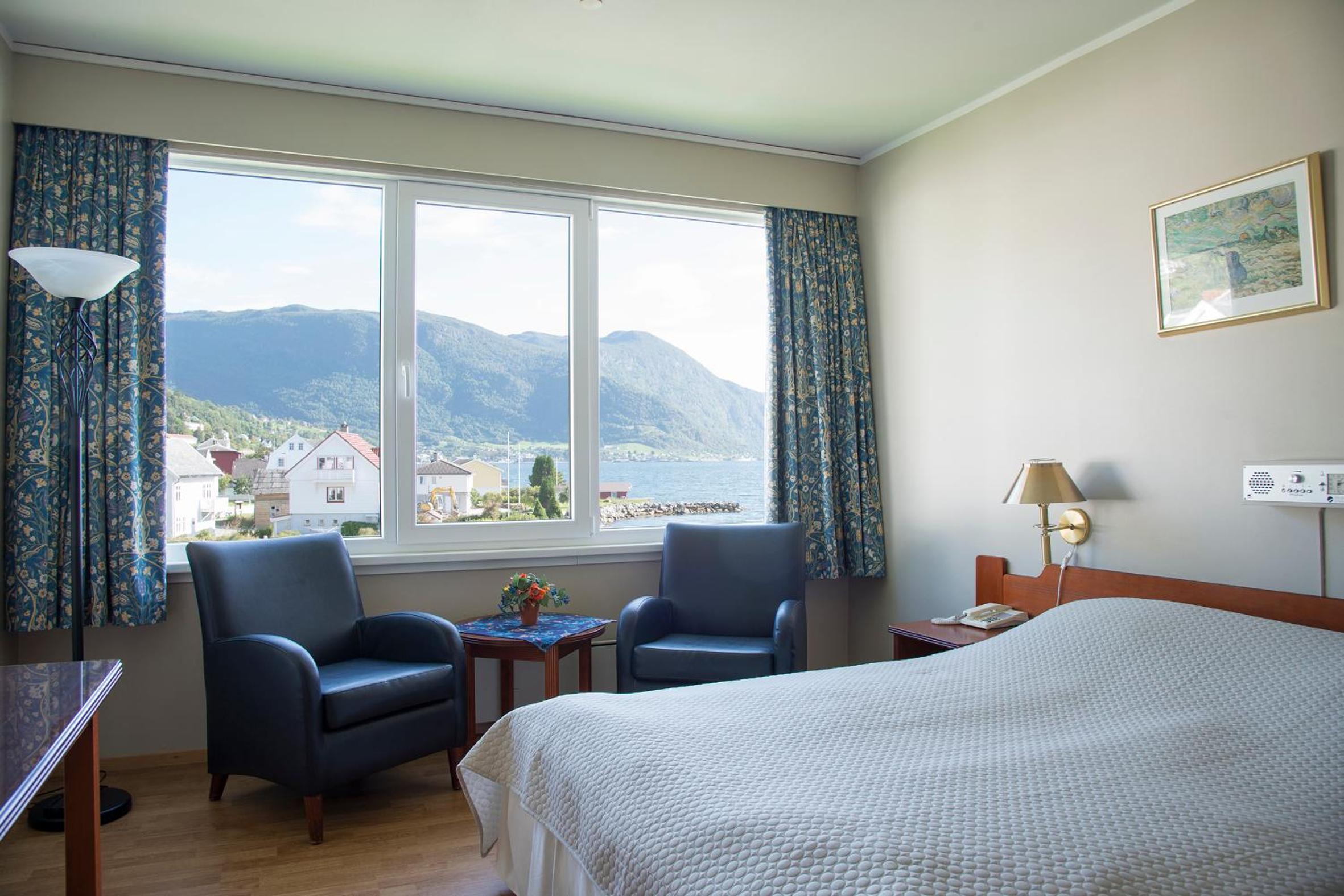 Double or Twin Room - Photo 6