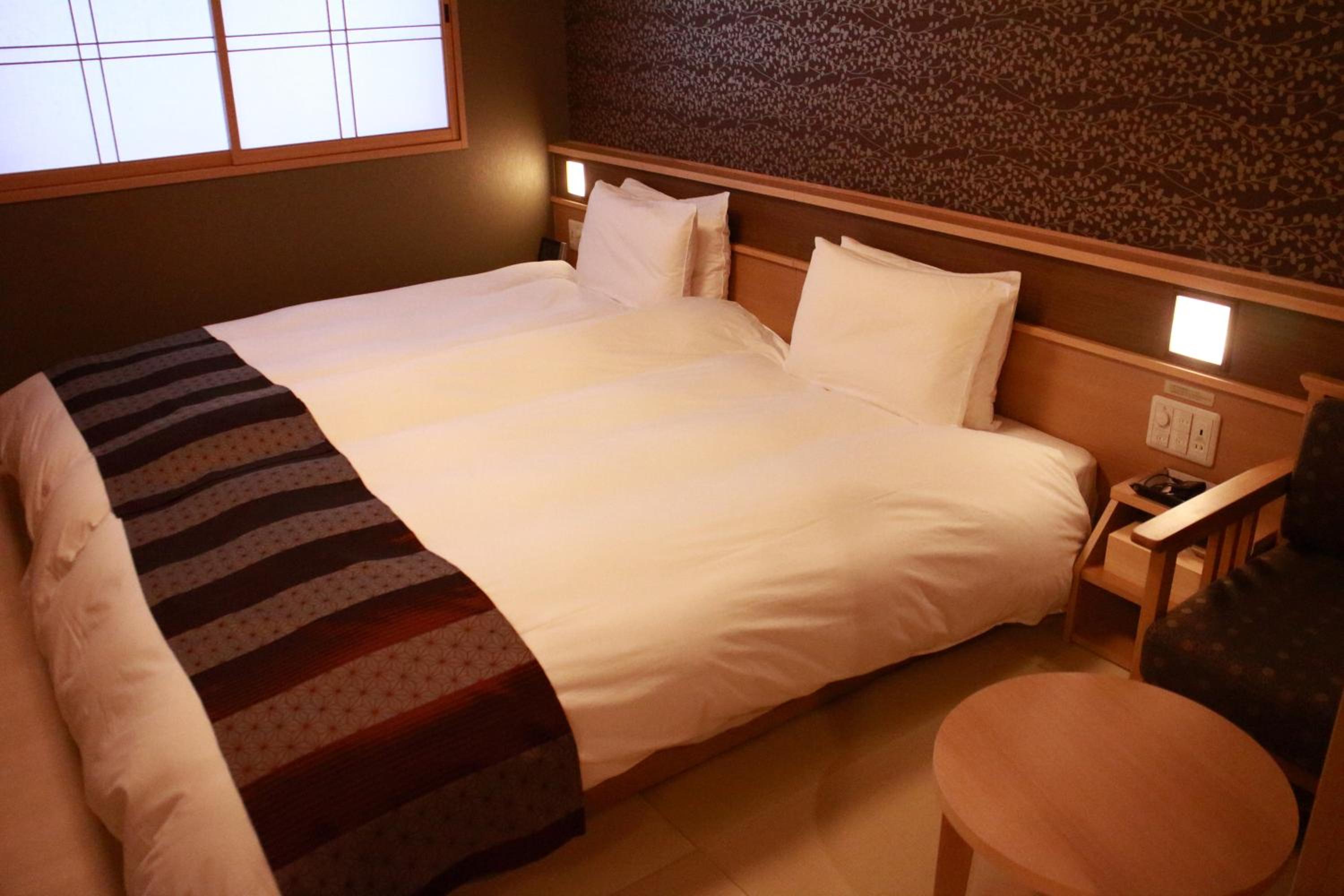 Hollywood Twin Room with Tatami Floor without Cleaning Service