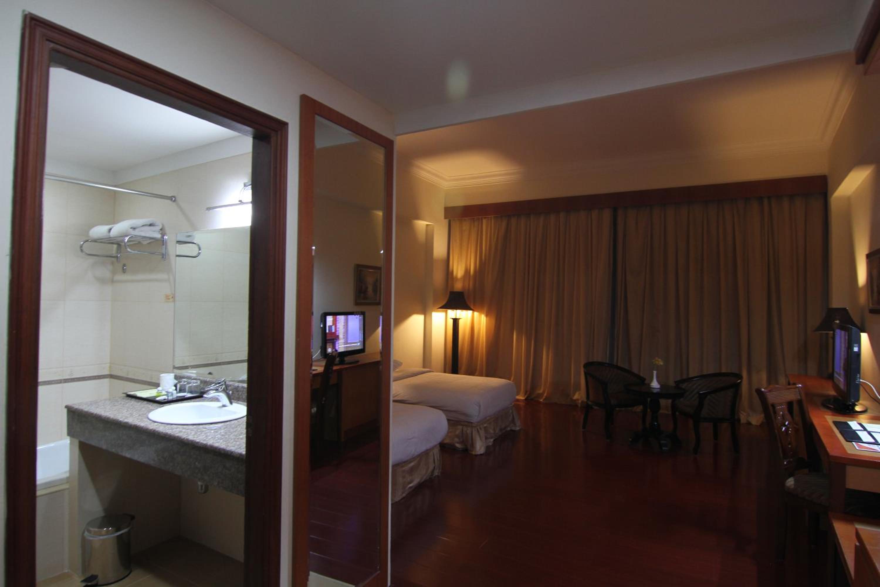 Superior Double or Twin Room photo 3