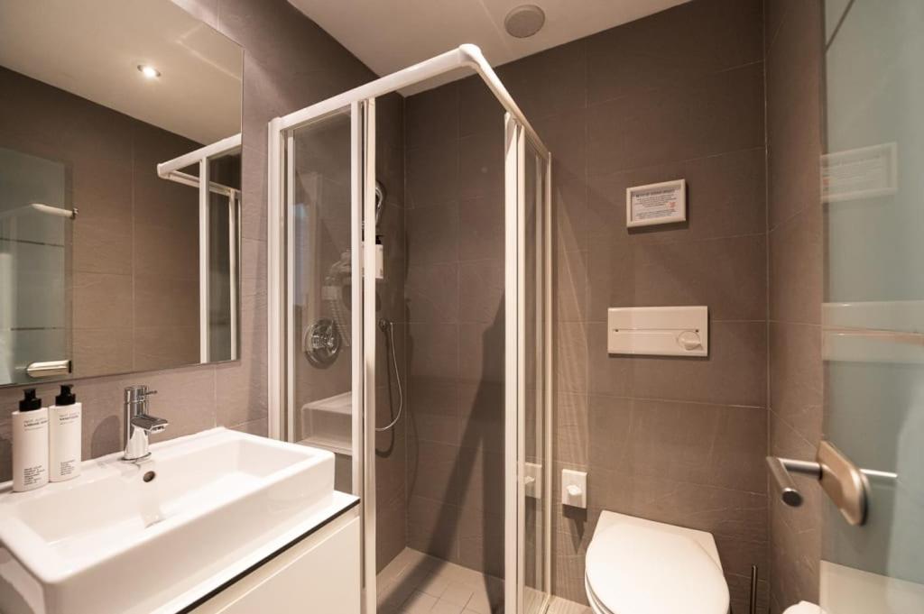 Small Single Room