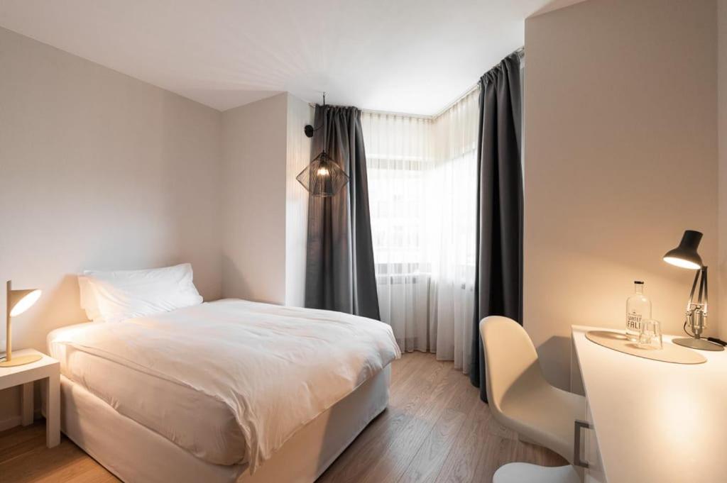 Small Single Room photo 1