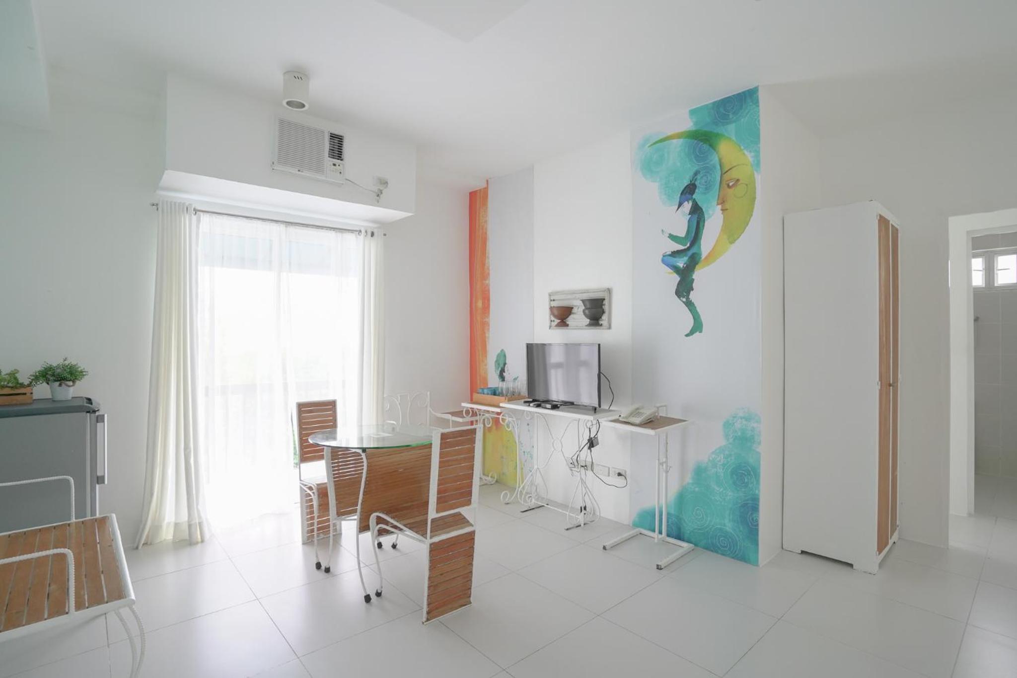 Three-Bedroom Deluxe Apartment
